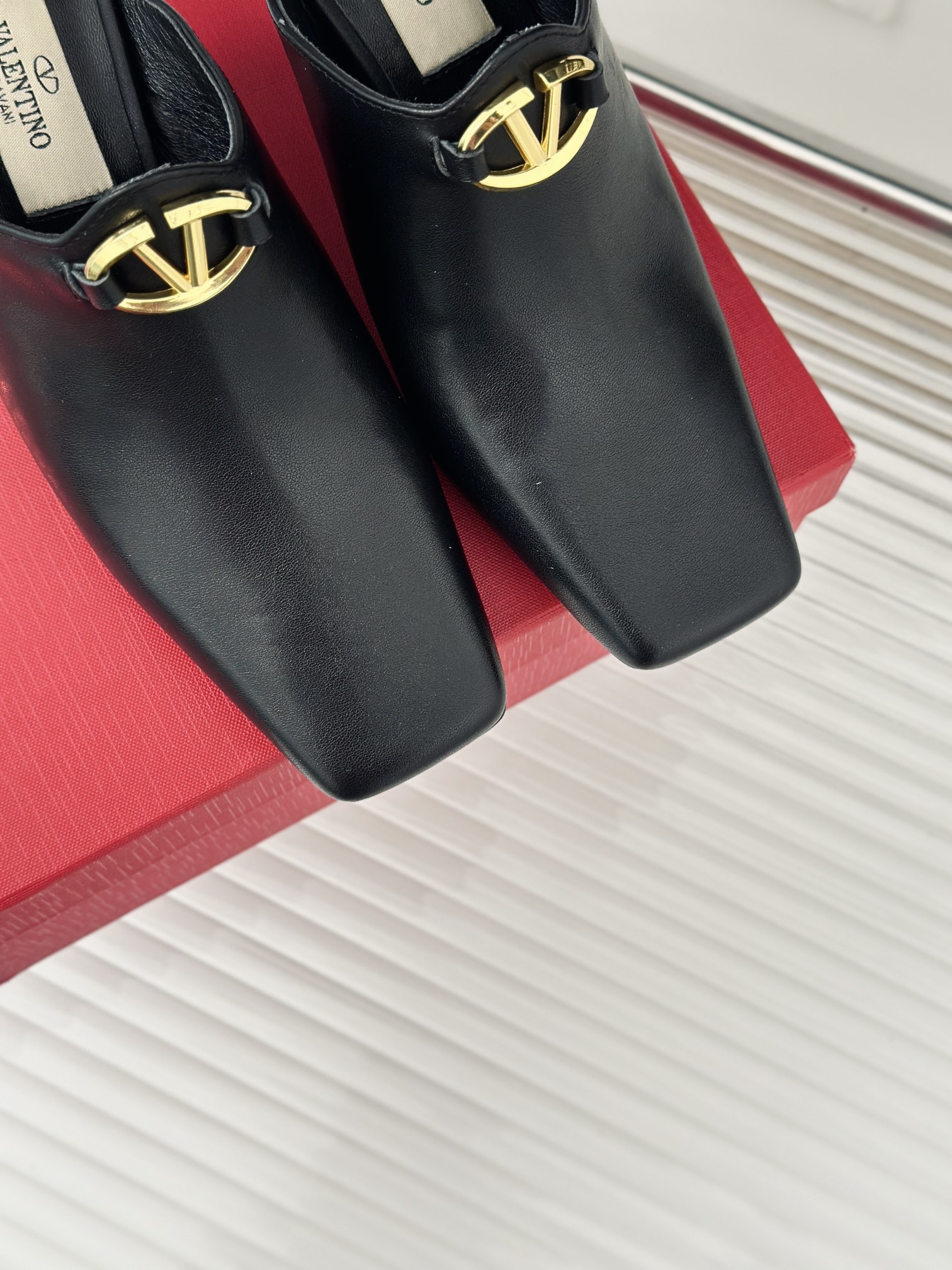 발렌티노 미들힐 블로퍼