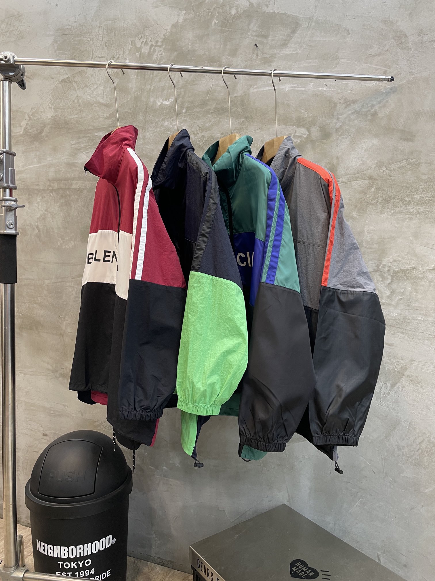 Balenciaga BLCG 발렌시아가 바람막이 자켓 의류