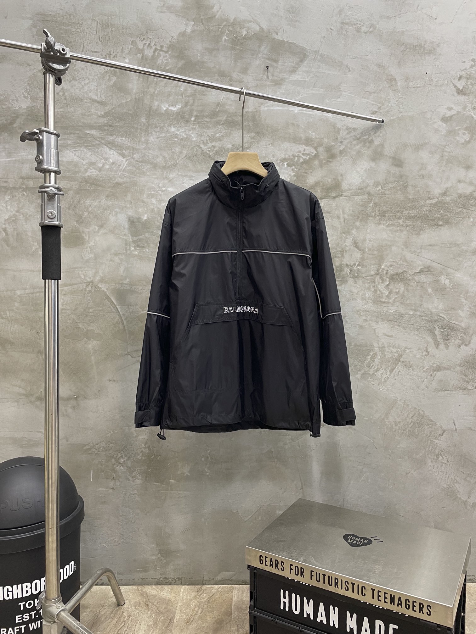 Balenciaga BLCG 발렌시아가 바람막이 자켓 의류