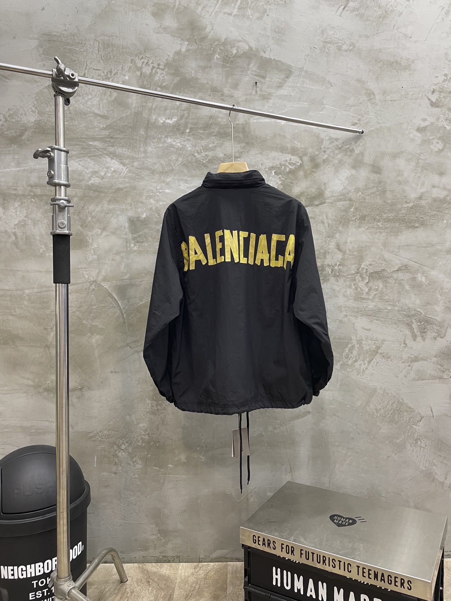 Balenciaga BLCG 발렌시아가 바람막이 자켓 의류