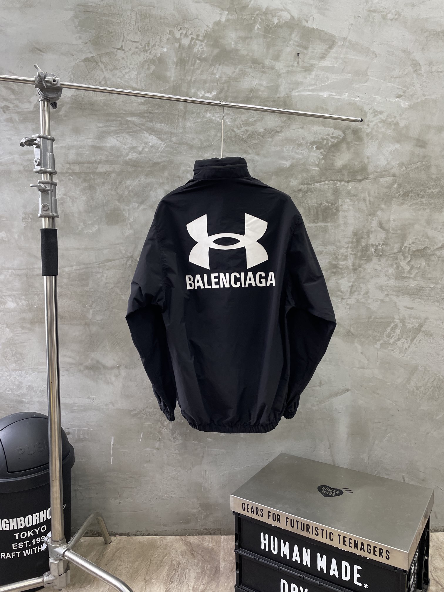 Balenciaga BLCG 발렌시아가 바람막이 자켓 의류