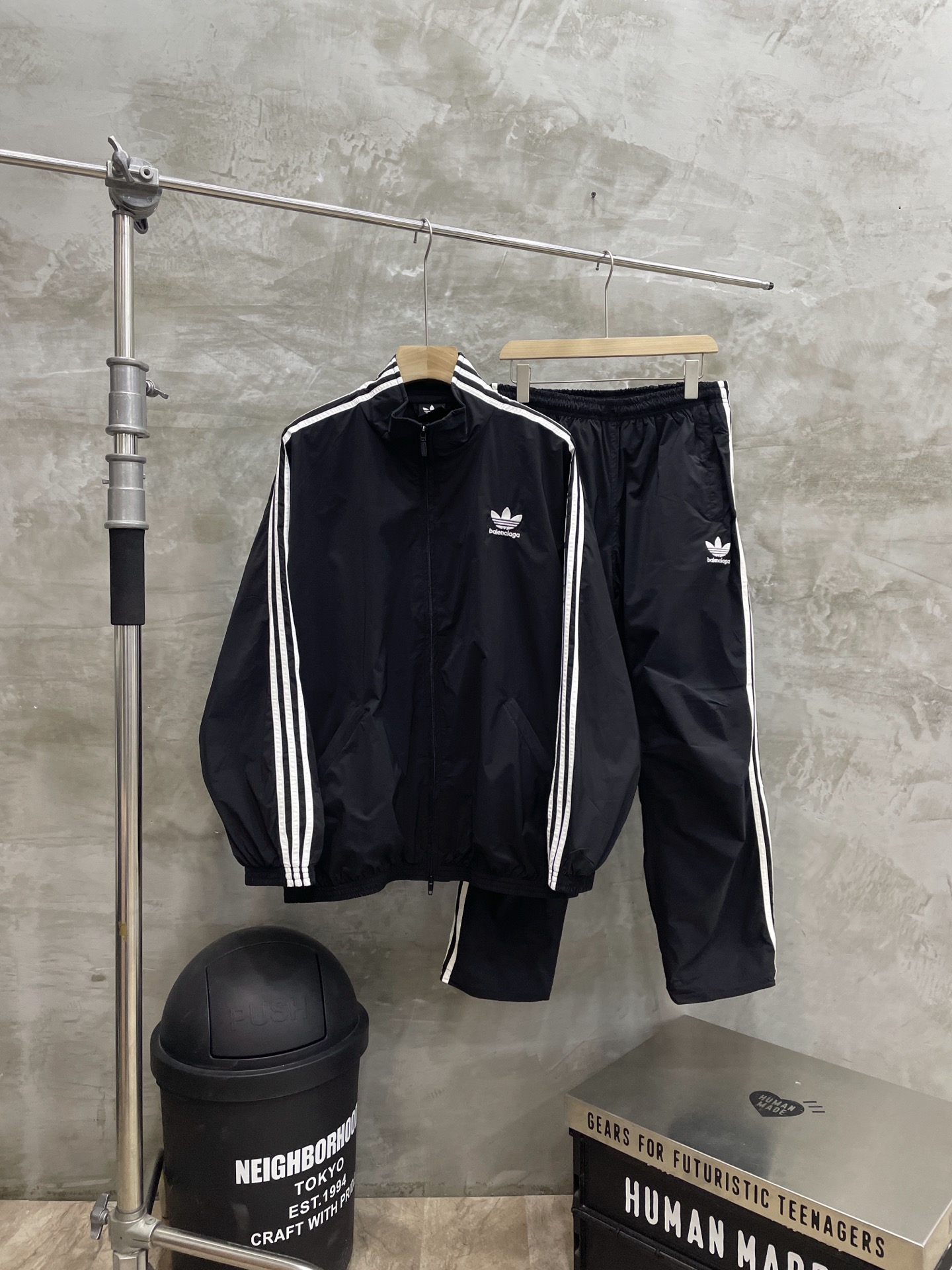 Balenciaga BLCG 발렌시아가 자켓 + 팬츠 바지 의류