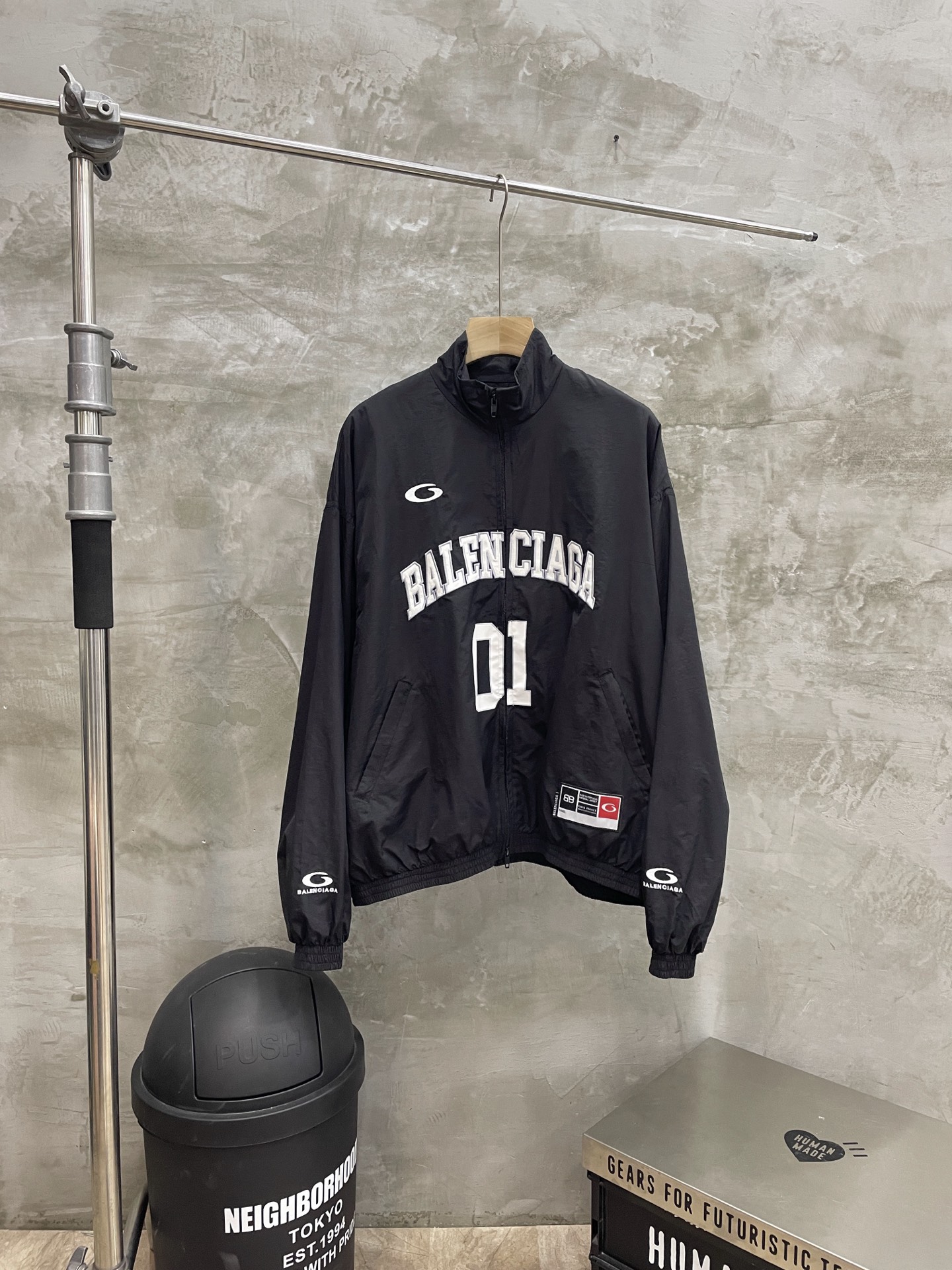 Balenciaga BLCG 발렌시아가 바람막이 자켓 의류