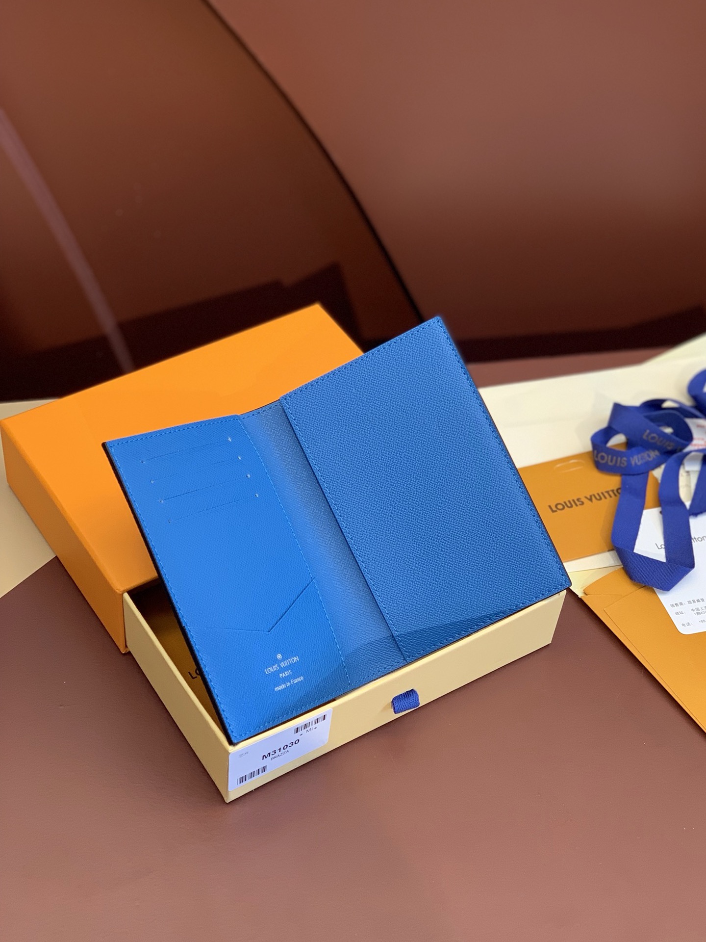 LV 루이비통 여권 케이스 여권지갑 지갑