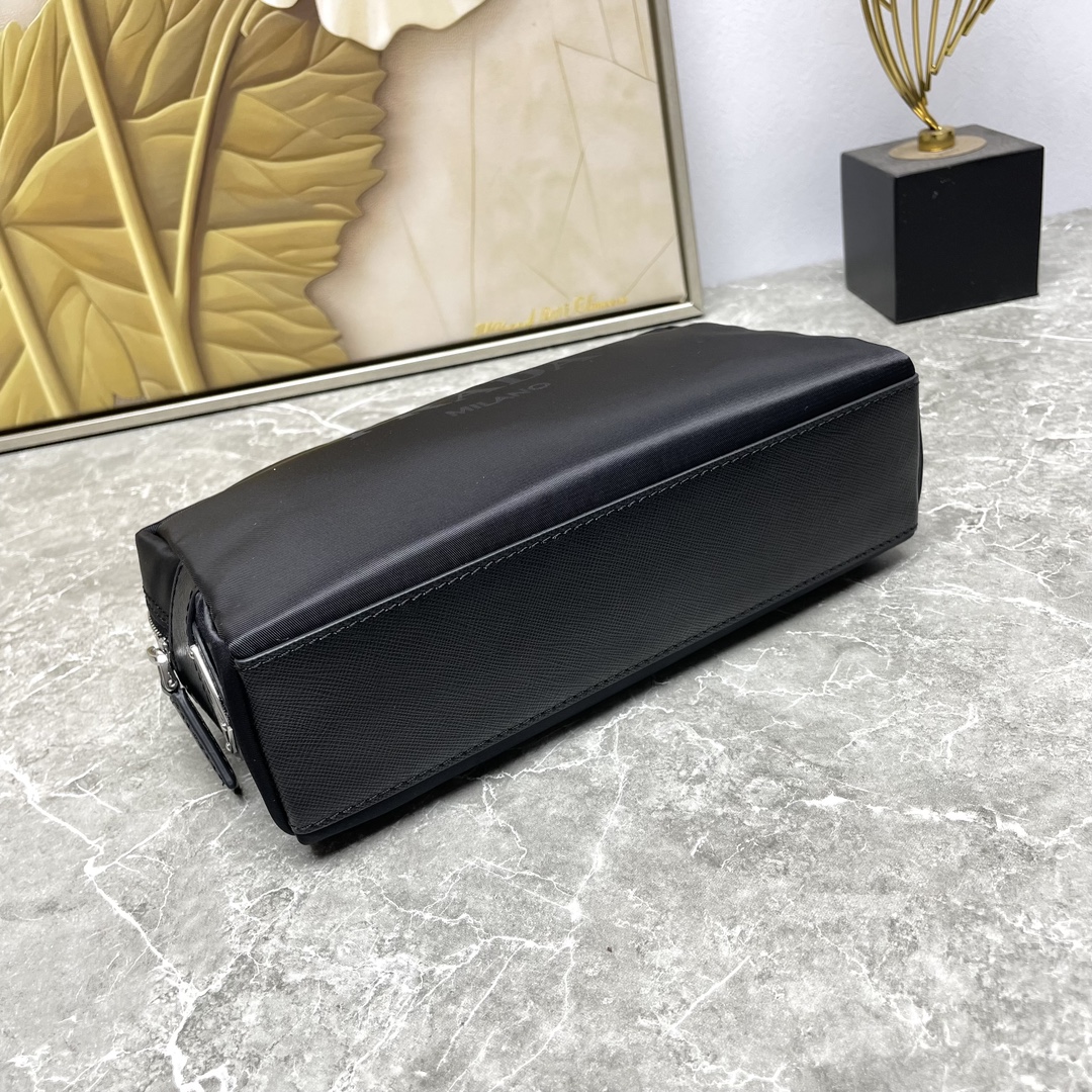 PRADA 프라다 클러치 가방