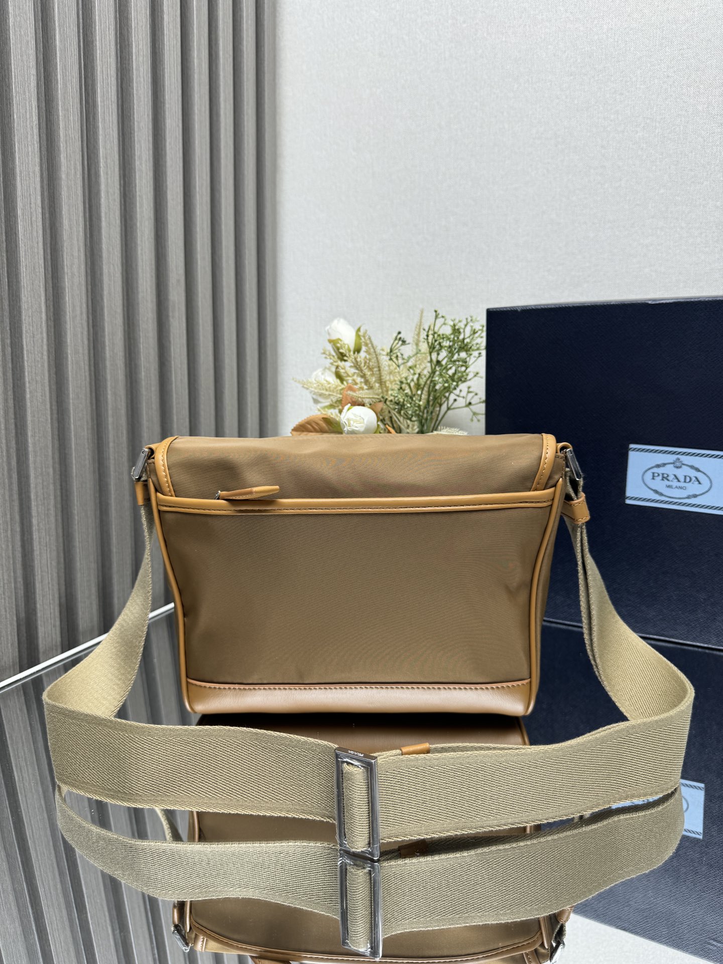 PRADA 프라다 메신저백 크로스백 가방