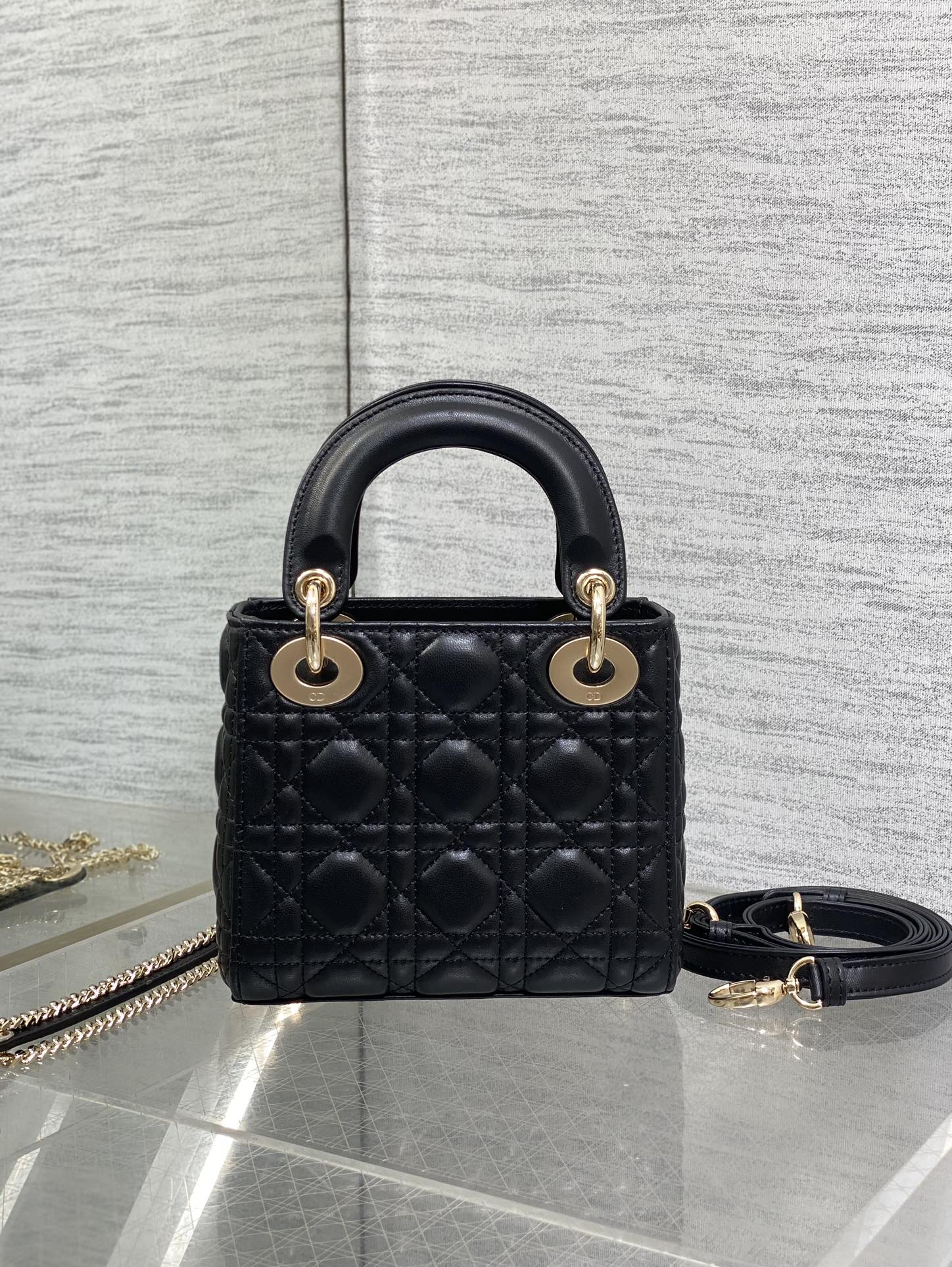 Dior CD Classic Lady 디올 레이디백 가방 17cm