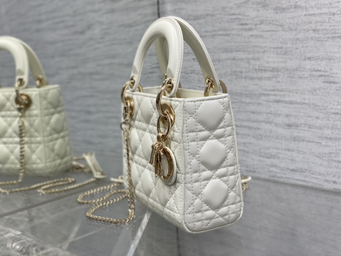 Dior CD Classic Lady 디올 레이디백 가방 17cm