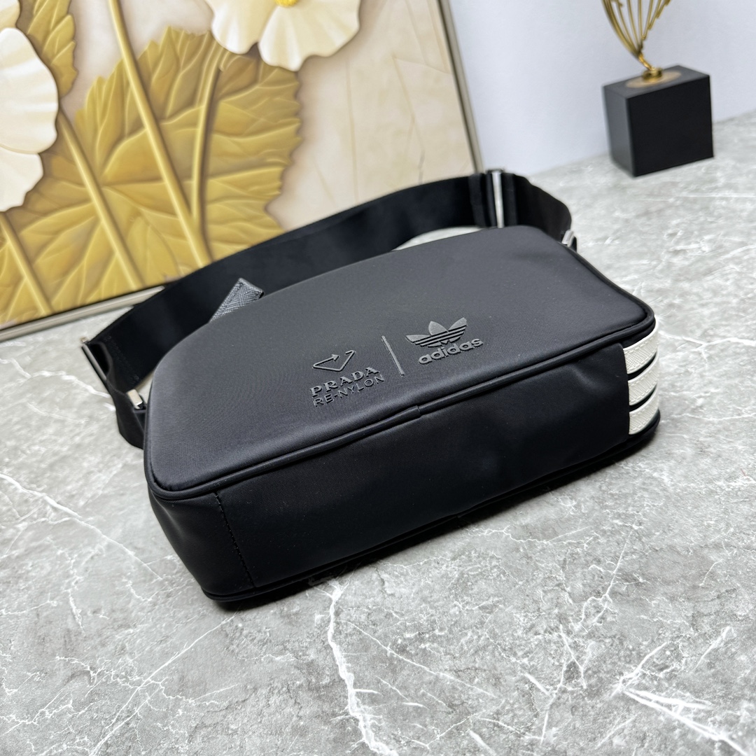 PRADA 프라다 크로스백 가방