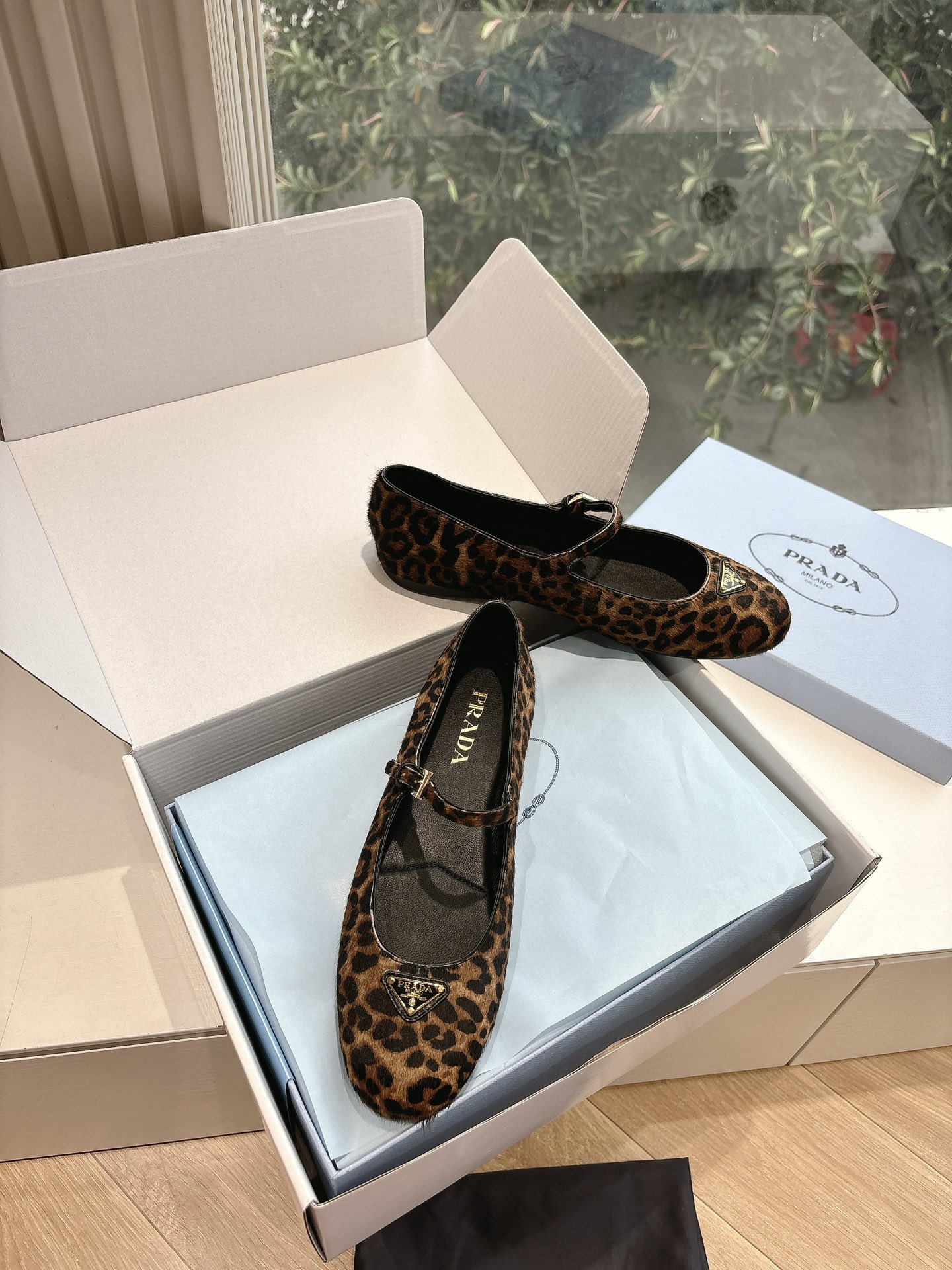 PRADA 프라다 플랫 슈즈 신발