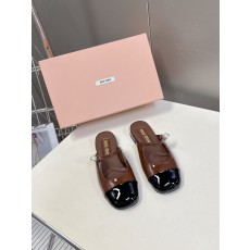 miumiu 미우미우 페이던트 가죽 펌프스 뮬 슬리퍼 샌들 여성 구두 신발