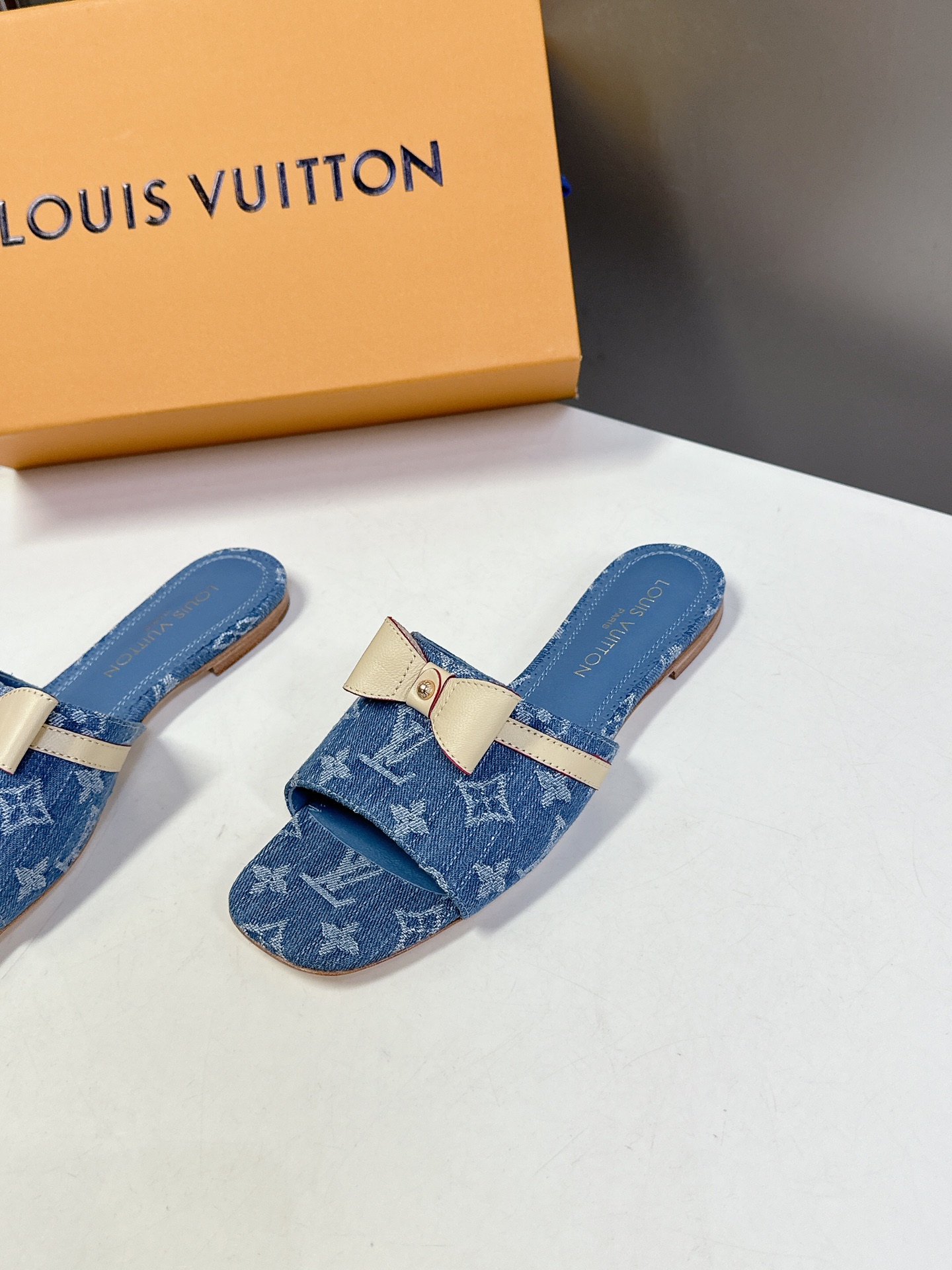 LV 루이비통 슬리퍼 샌들 신발