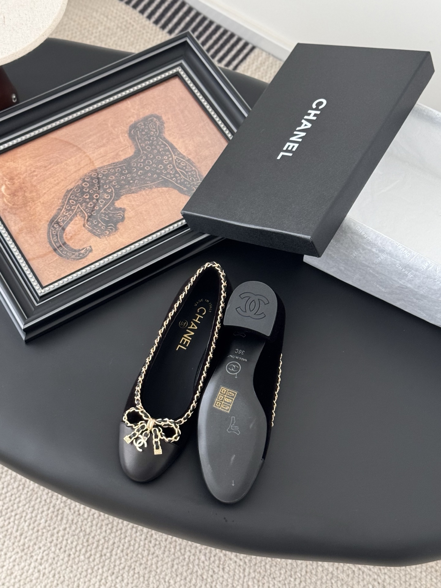 chanel 샤넬 25K 신상 체인 더블 C 통굽 단화 플랫 슈즈 신발