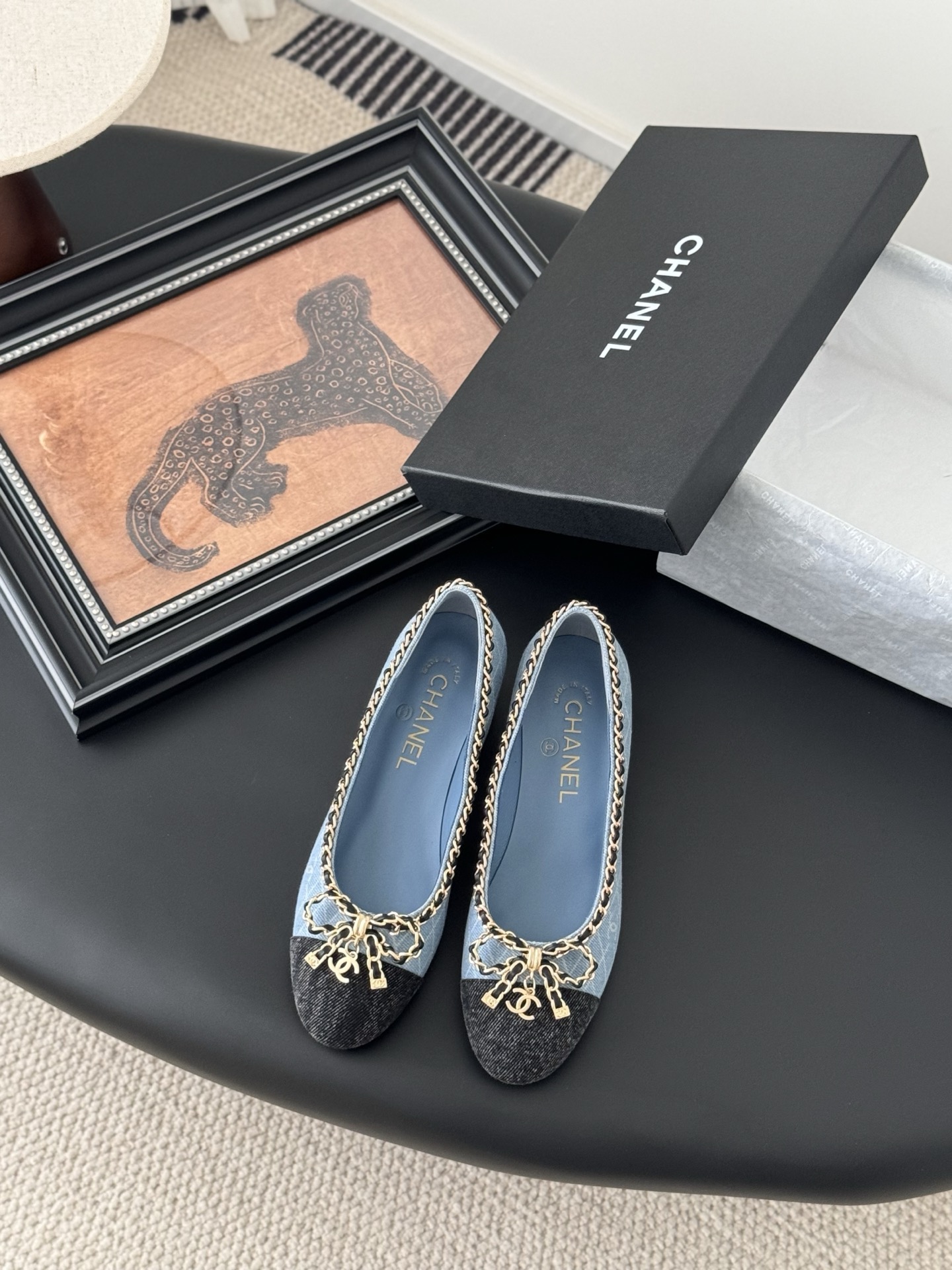 chanel 샤넬 25K 신상 체인 더블 C 통굽 단화 플랫 슈즈 신발