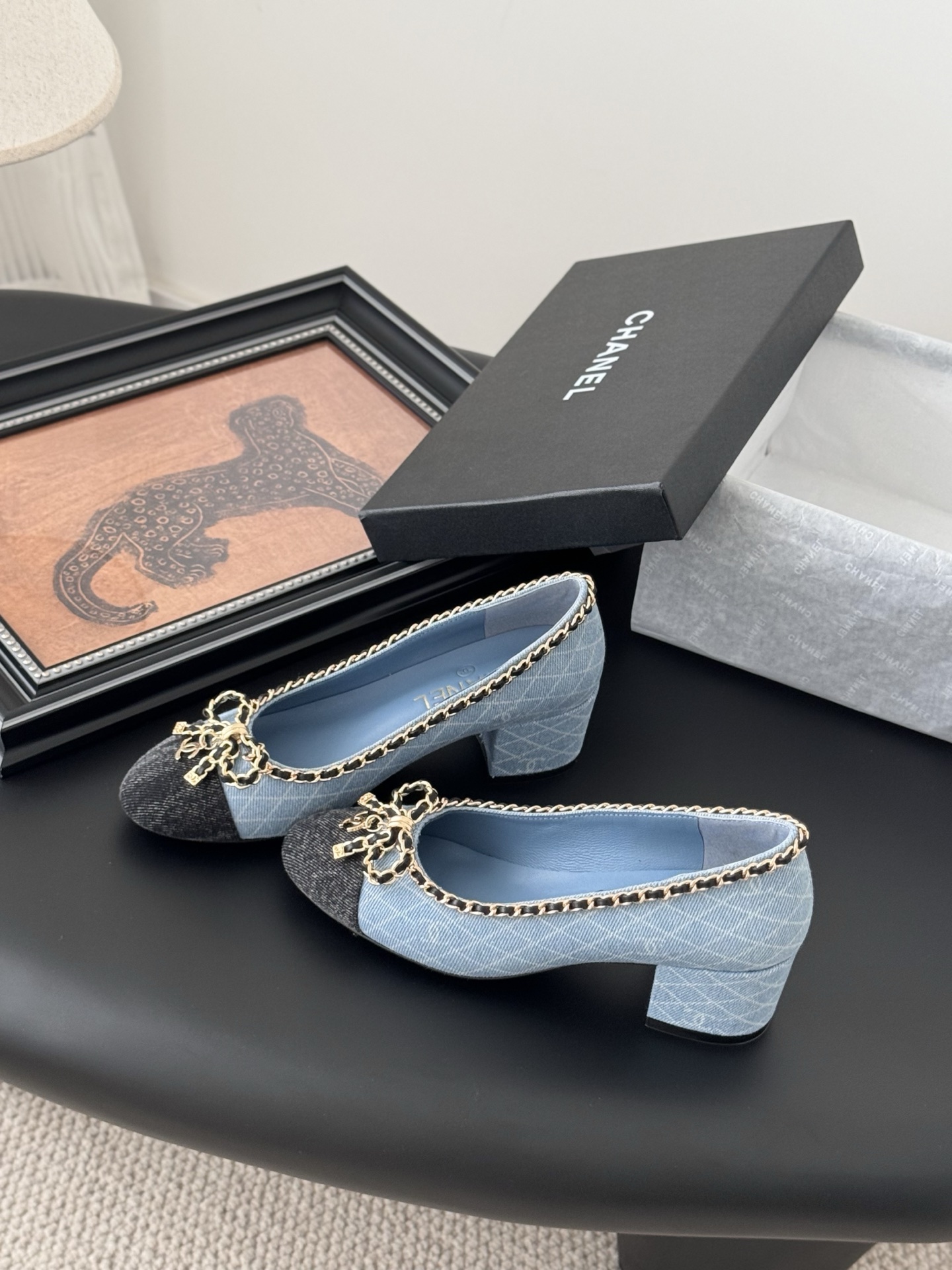 chanel 샤넬 25K 신상 체인 더블 C 통굽 단화 플랫 슈즈 신발