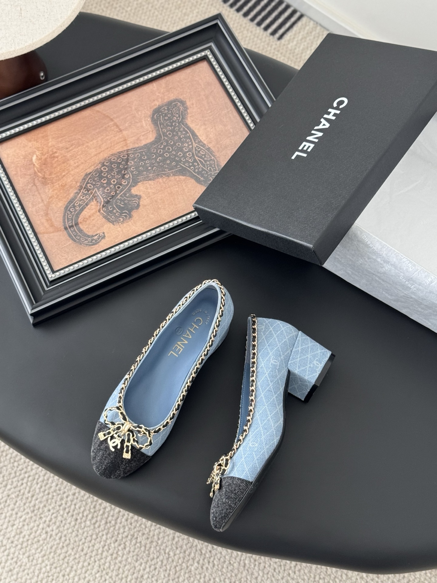 chanel 샤넬 25K 신상 체인 더블 C 통굽 단화 플랫 슈즈 신발