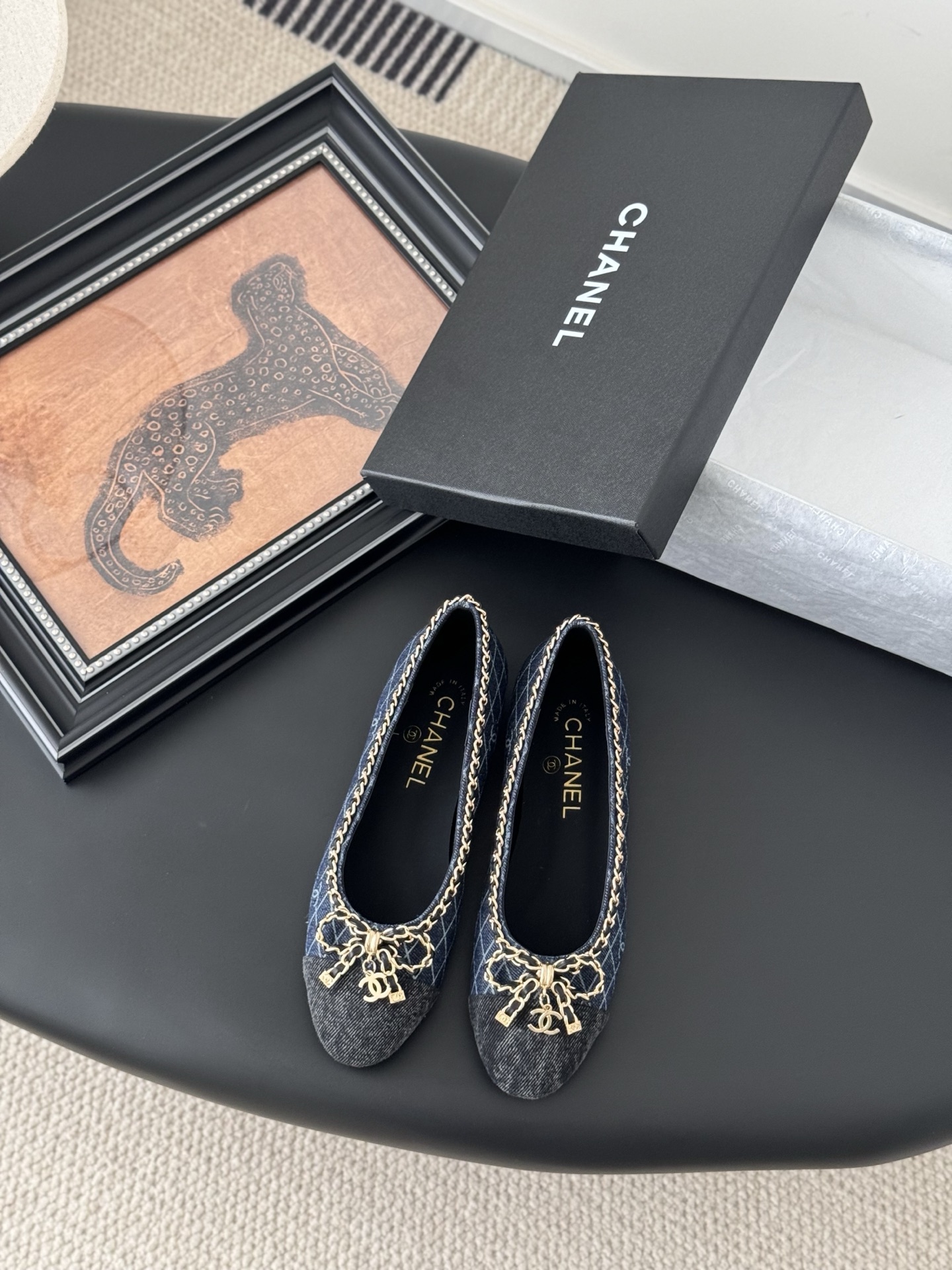 chanel 샤넬 25K 신상 체인 더블 C 통굽 단화 플랫 슈즈 신발