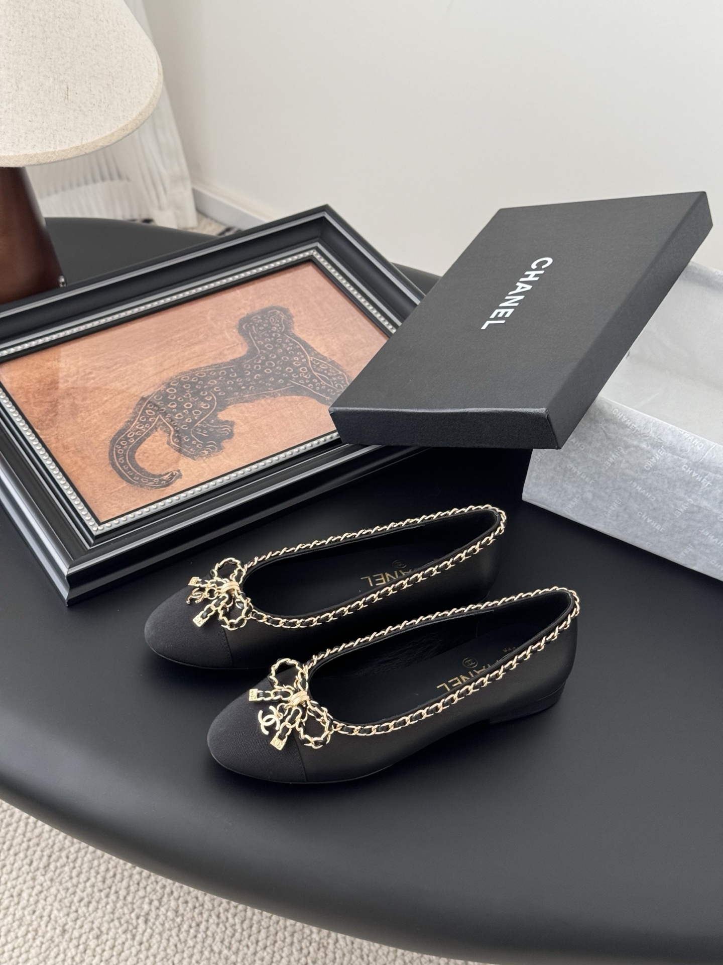 chanel 샤넬 25K 신상 체인 더블 C 통굽 단화 플랫 슈즈 신발