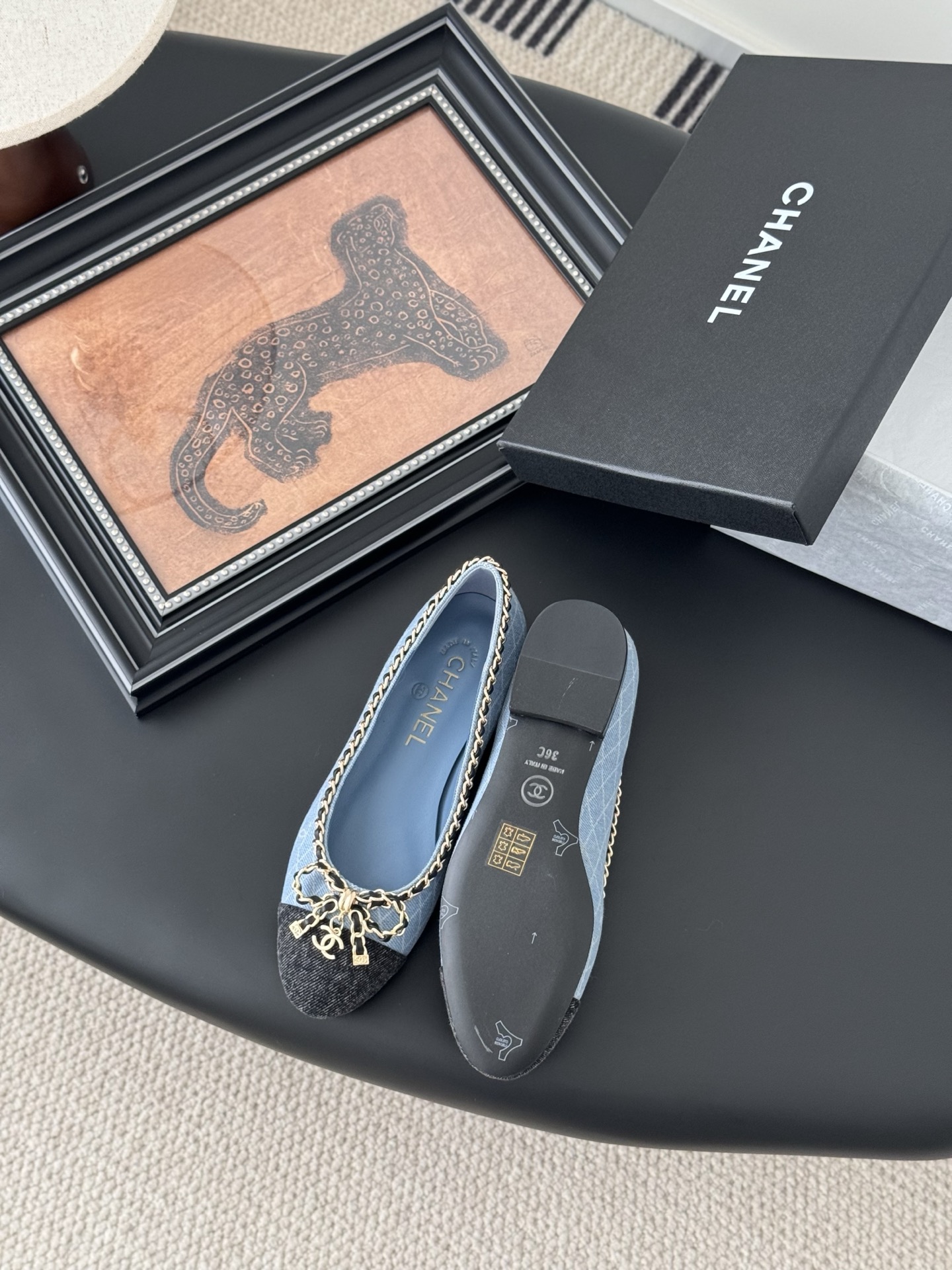 chanel 샤넬 25K 신상 체인 더블 C 통굽 단화 플랫 슈즈 신발