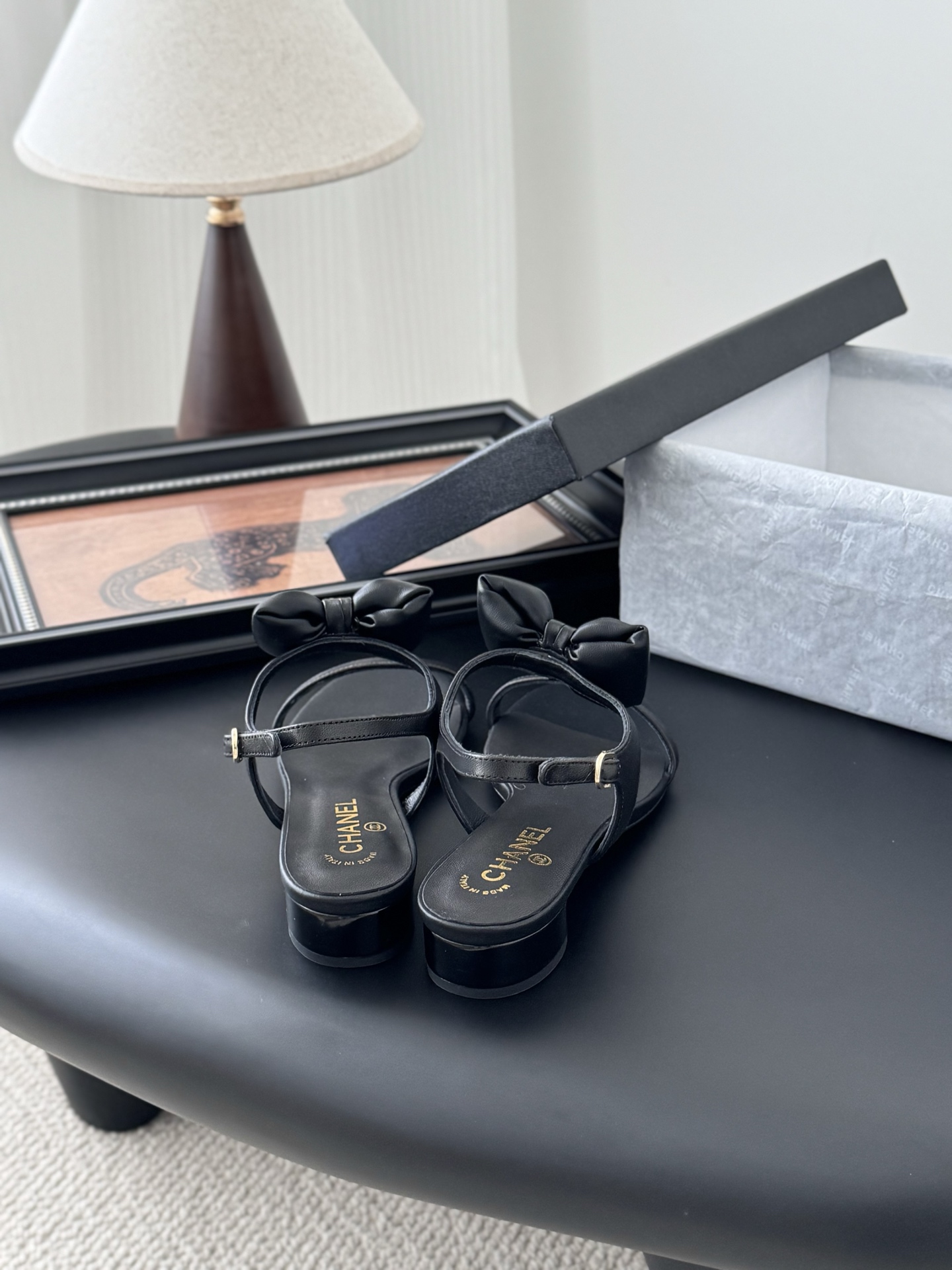 Chanel 샤넬 통굽 힐 샌들 구두 신발