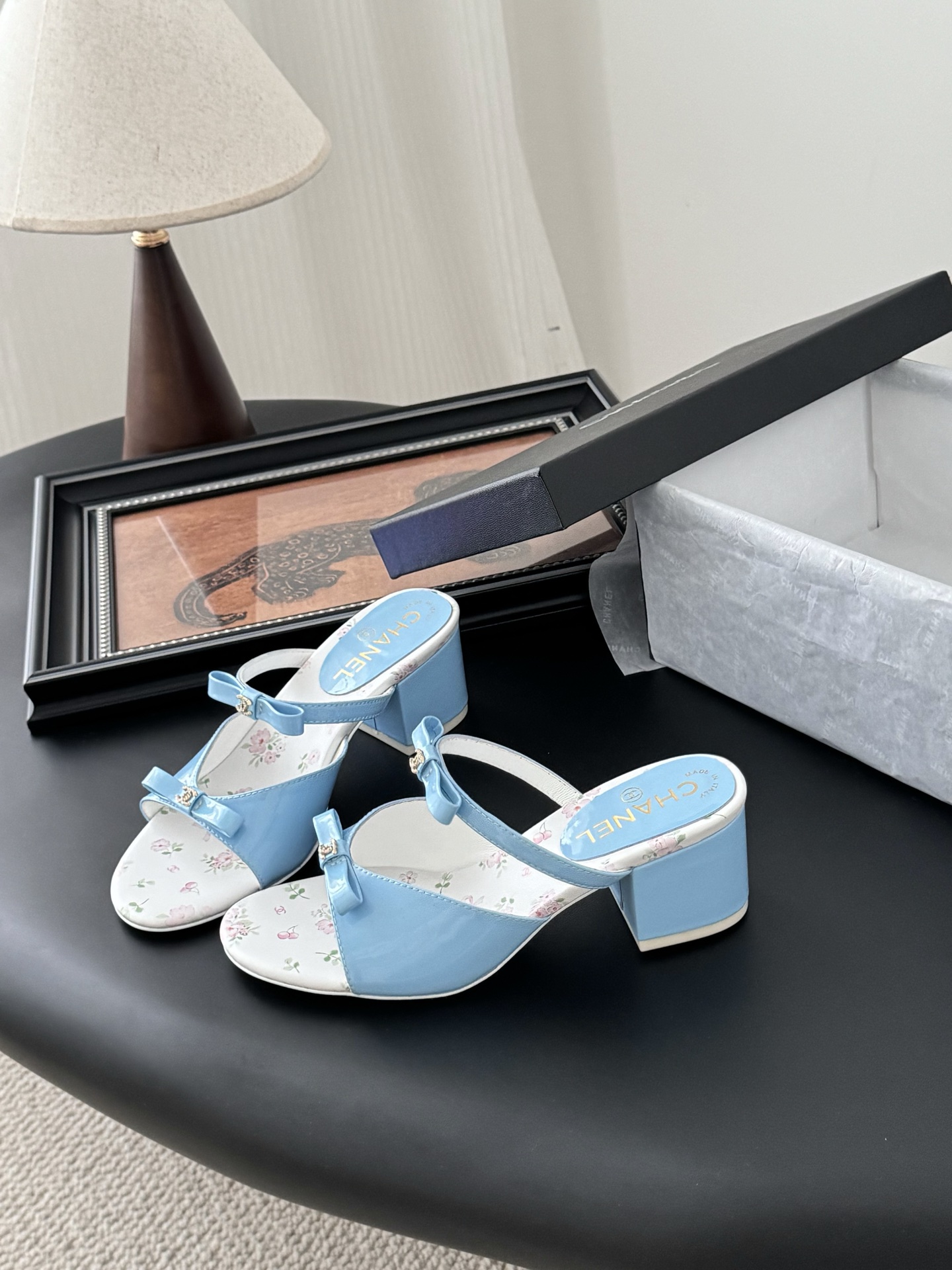 CHANEL 샤넬 통굽 샌들 슬리퍼 신발