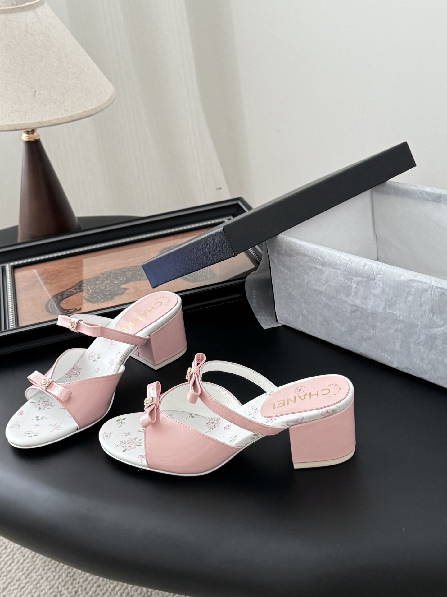 CHANEL 샤넬 통굽 샌들 슬리퍼 신발