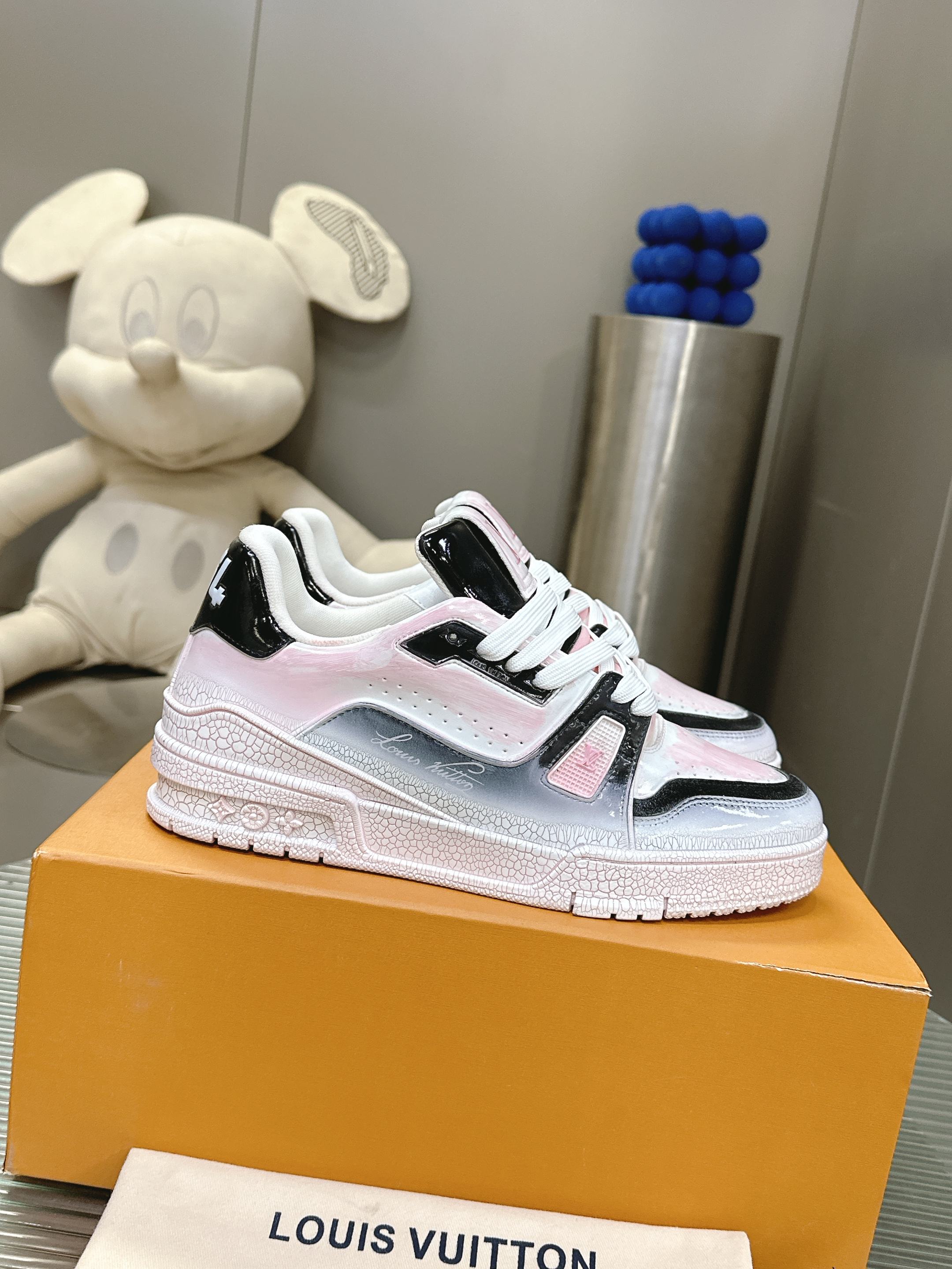 LV 루이비통 스니커즈 신발