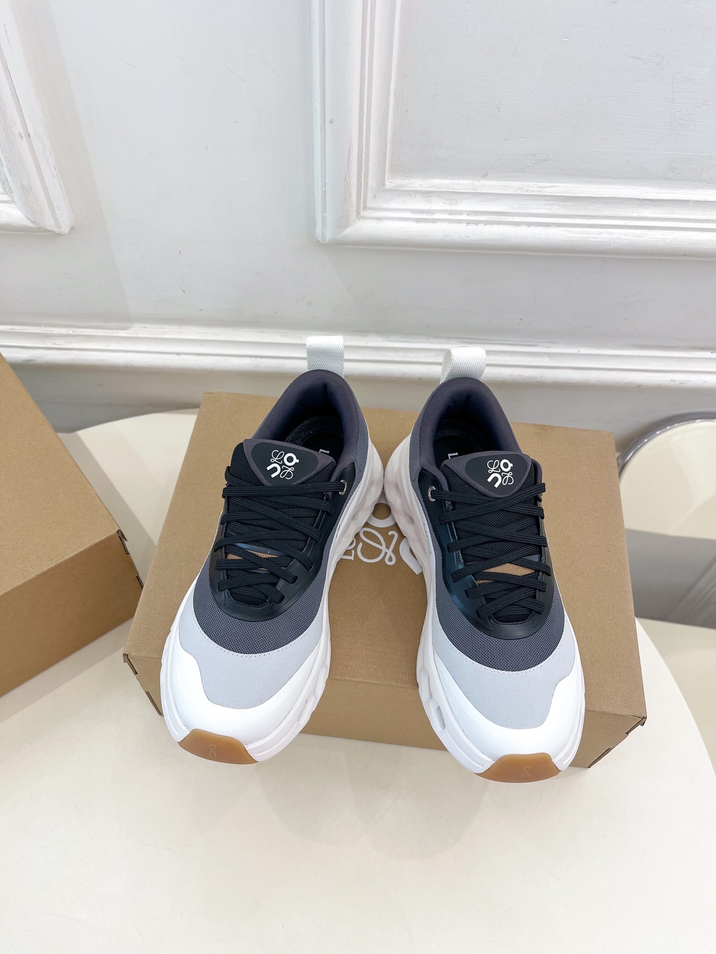 Loewe 로에베 Cloudtilt 커플 스니커즈 신발