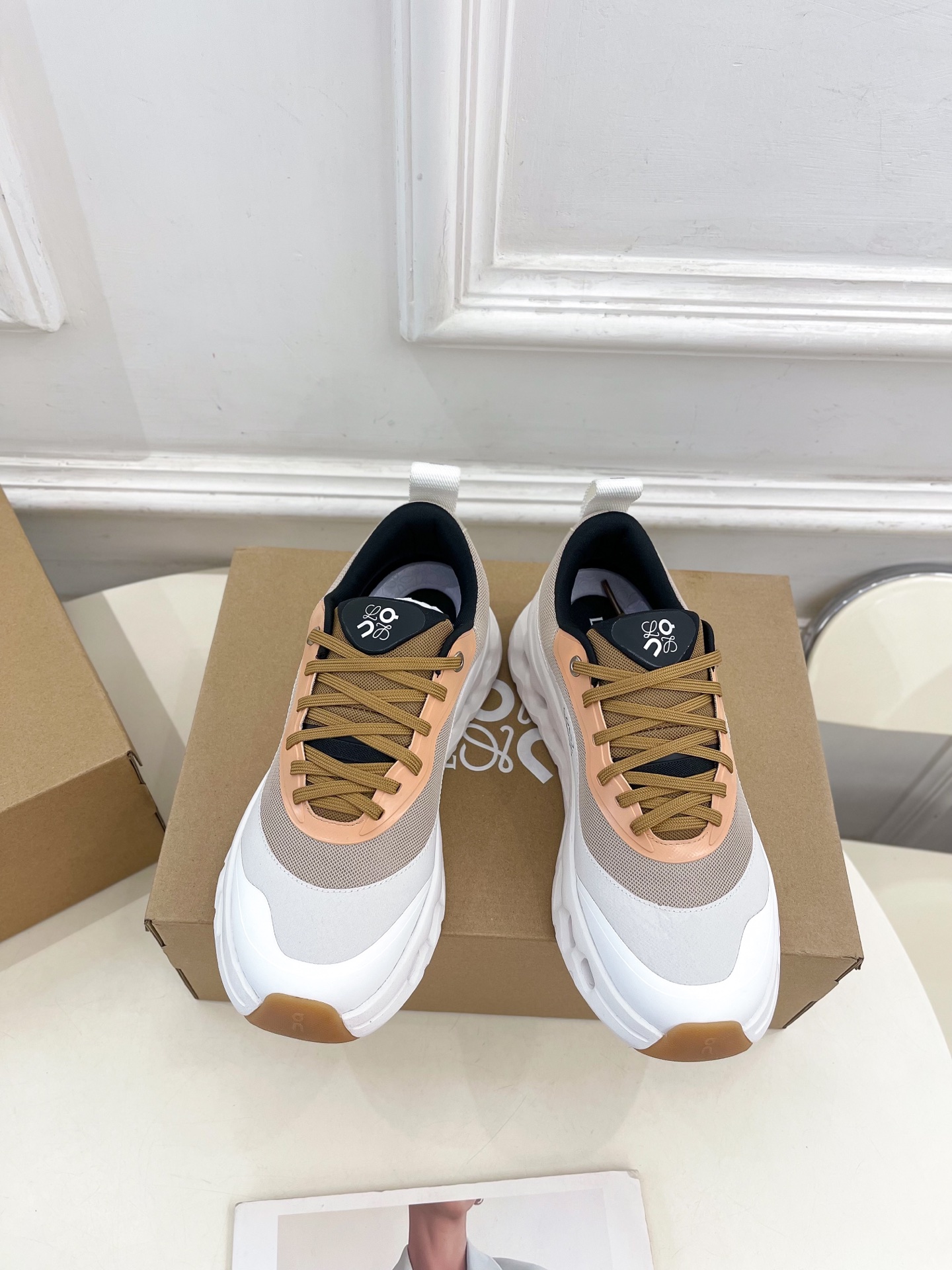 Loewe 로에베 Cloudtilt 커플 스니커즈 신발