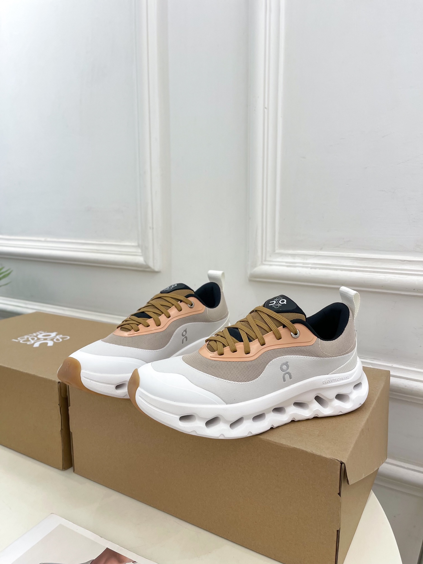 Loewe 로에베 Cloudtilt 커플 스니커즈 신발