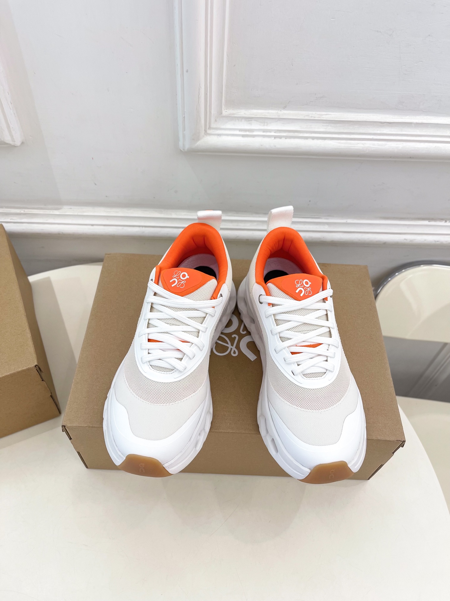 Loewe 로에베 Cloudtilt 커플 스니커즈 신발