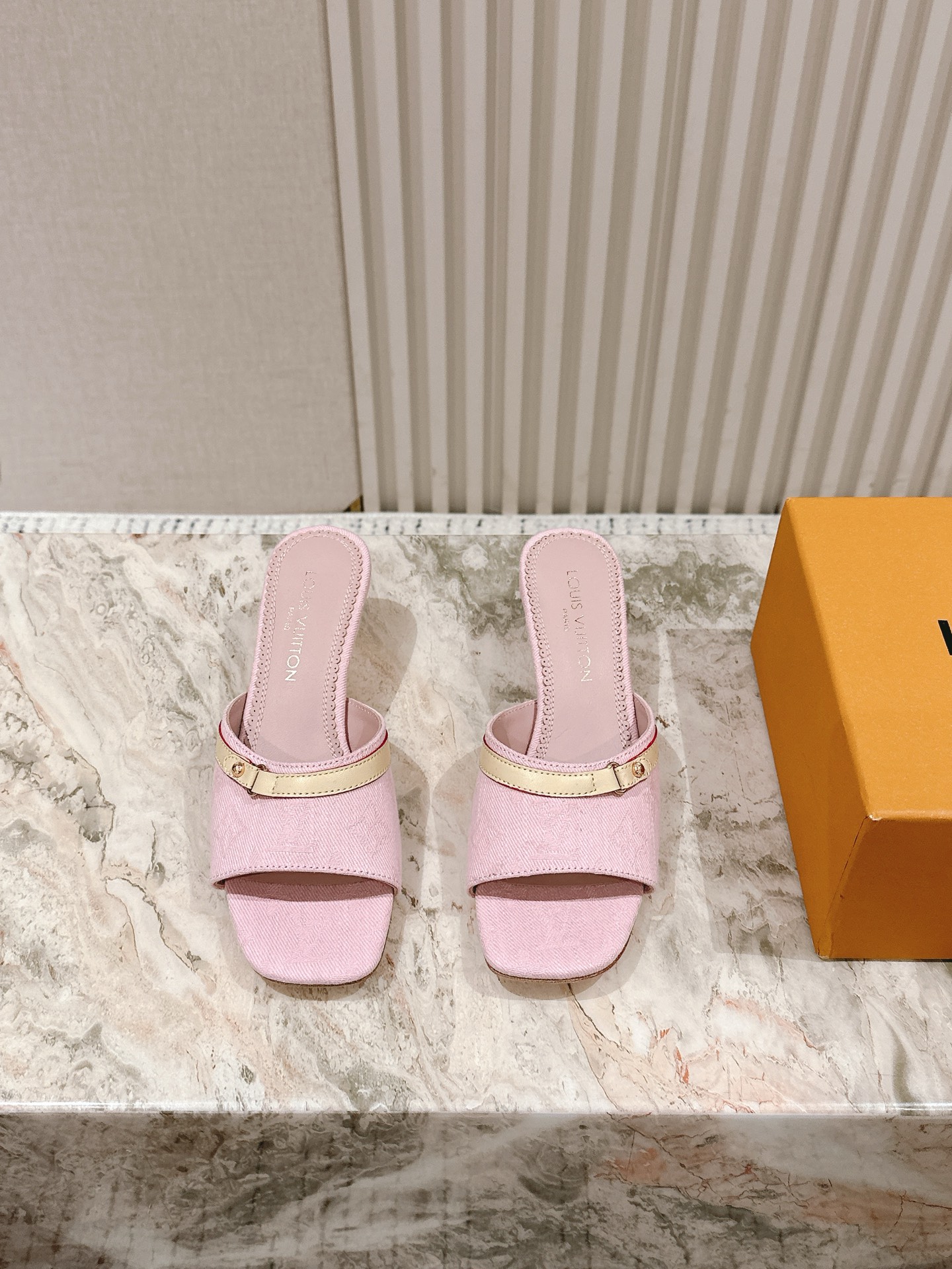 LV 루이비통 슬리퍼 샌들 신발