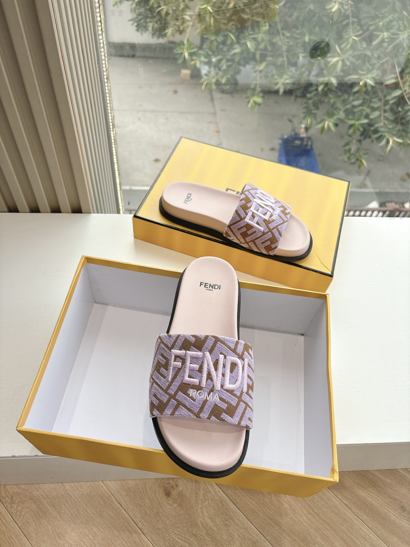 Fendi 펜디 샌들 슬리퍼 신발