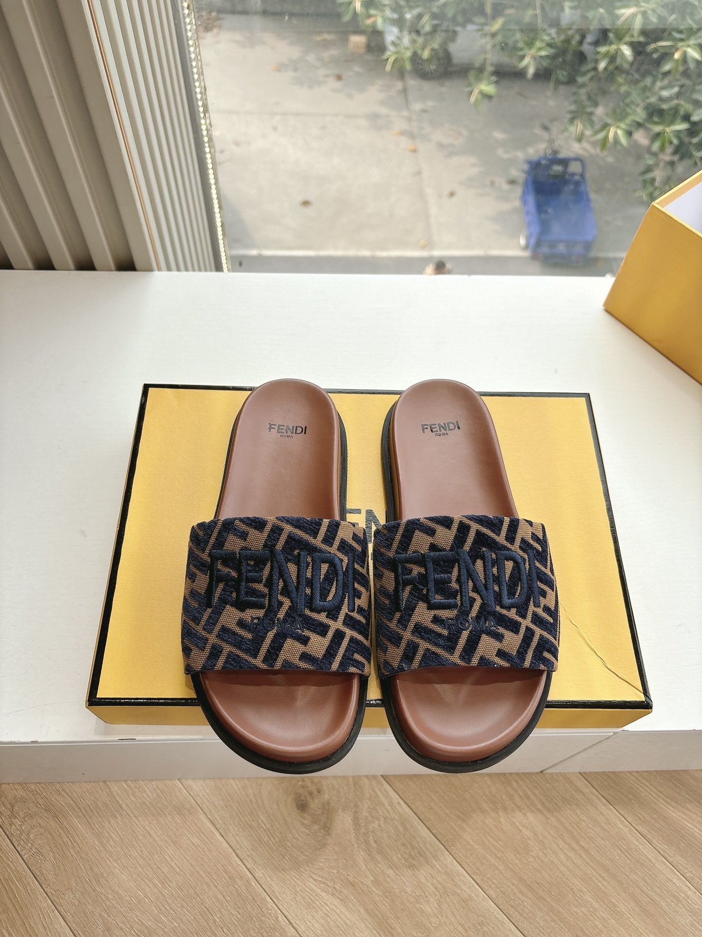 Fendi 펜디 샌들 슬리퍼 신발