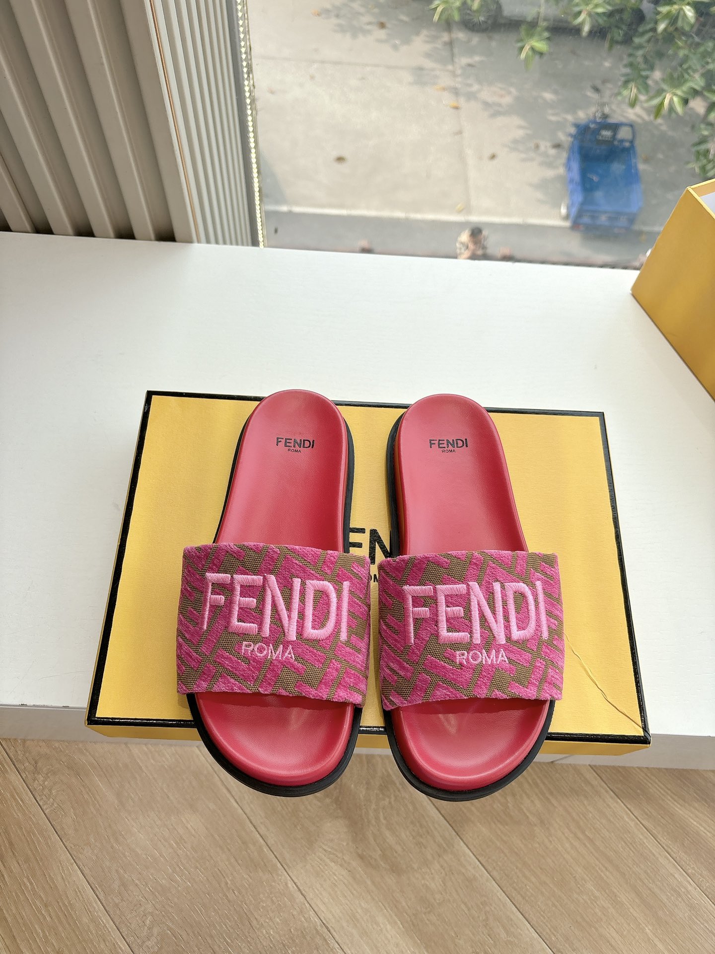 Fendi 펜디 샌들 슬리퍼 신발