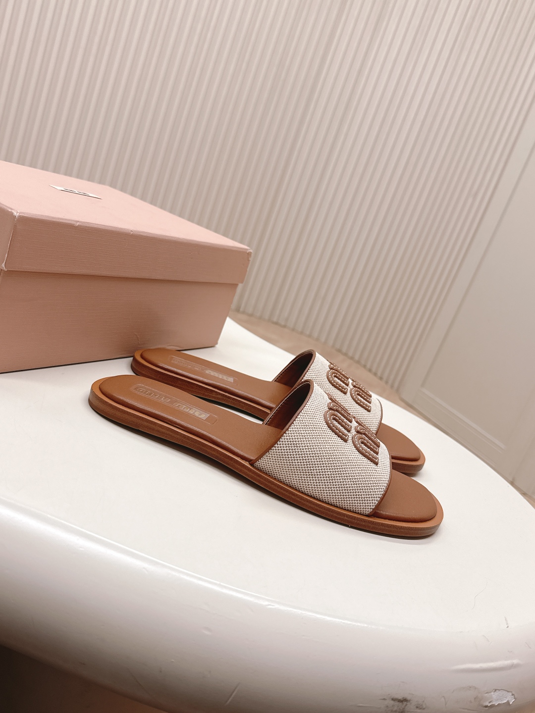 MIUMIU 미우미우 슬리퍼 샌들 신발