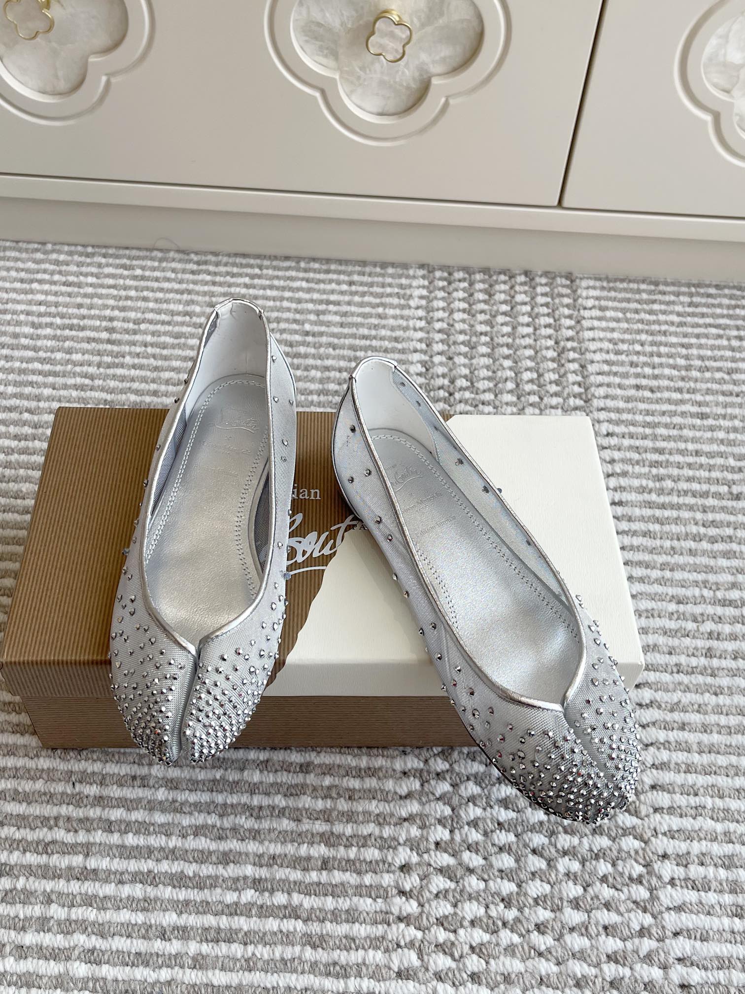 크리스찬 루부탱 X 메종 마르지엘라 콜라보레이션 플랫 슈즈 발레 단화 신발