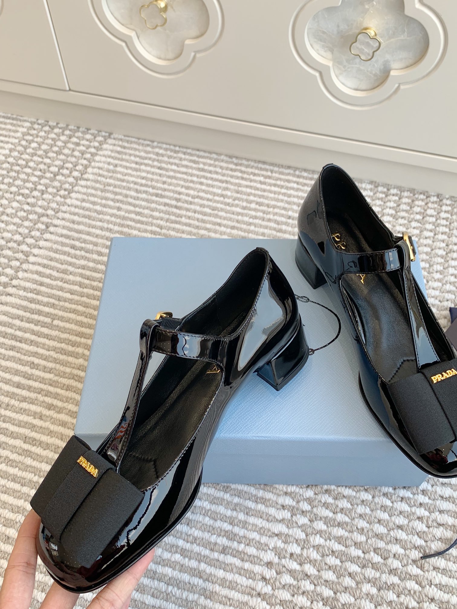 PRADA 프라다 통굽 힐 슈즈 구두 단화 신발