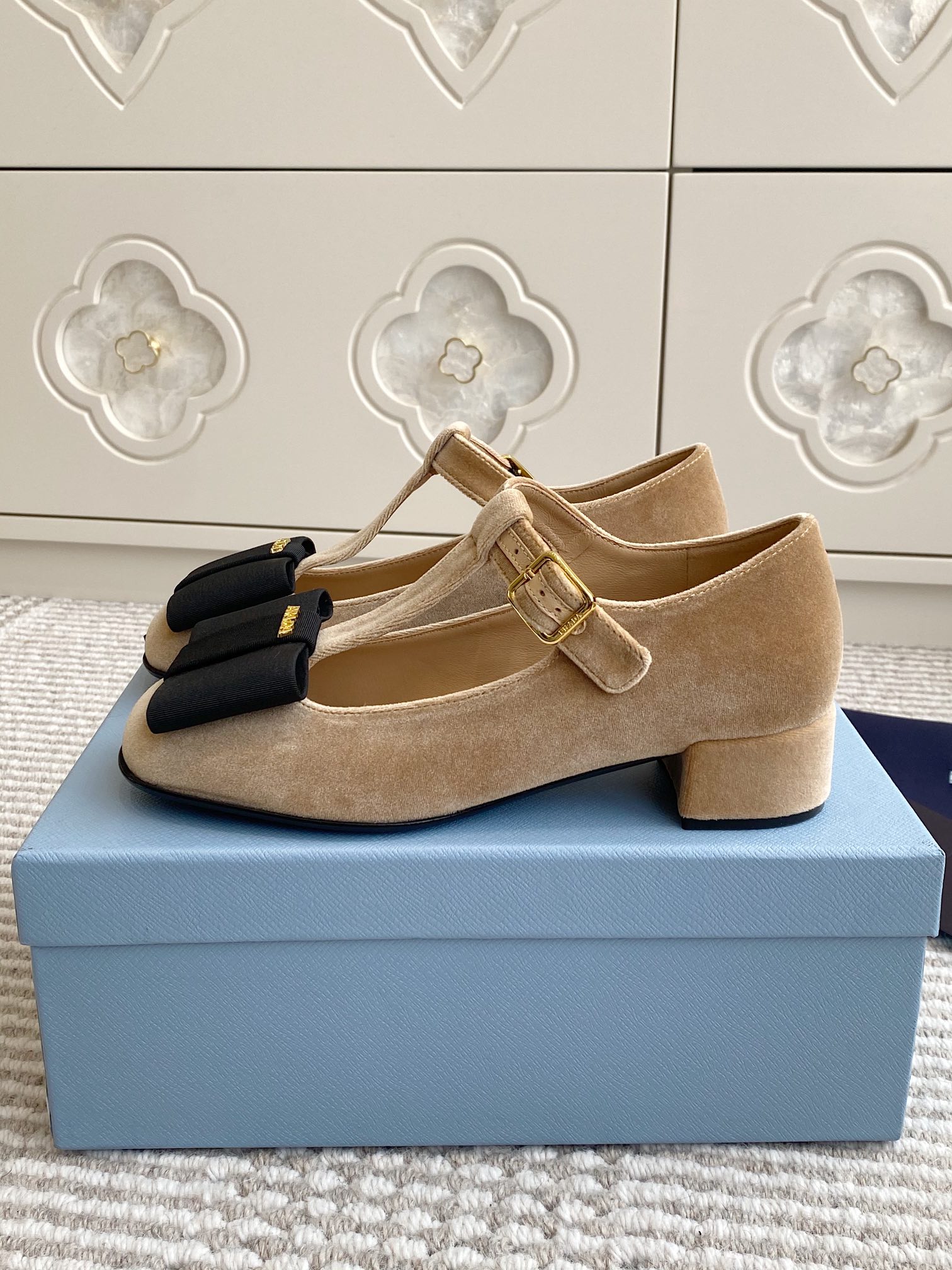 PRADA 프라다 통굽 힐 슈즈 구두 단화 신발