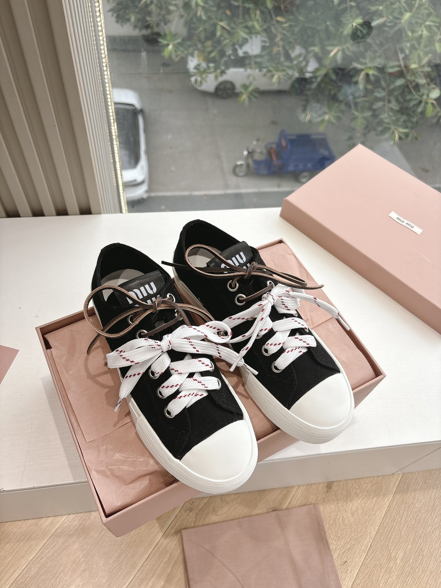 MIUMIU 미우미우 스니커즈 신발