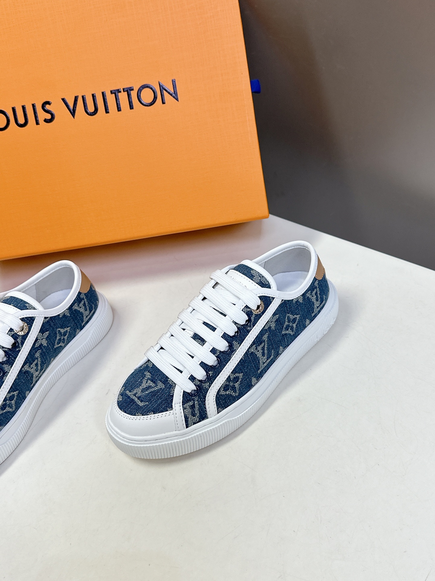 LV 루이비통 스니커즈 신발