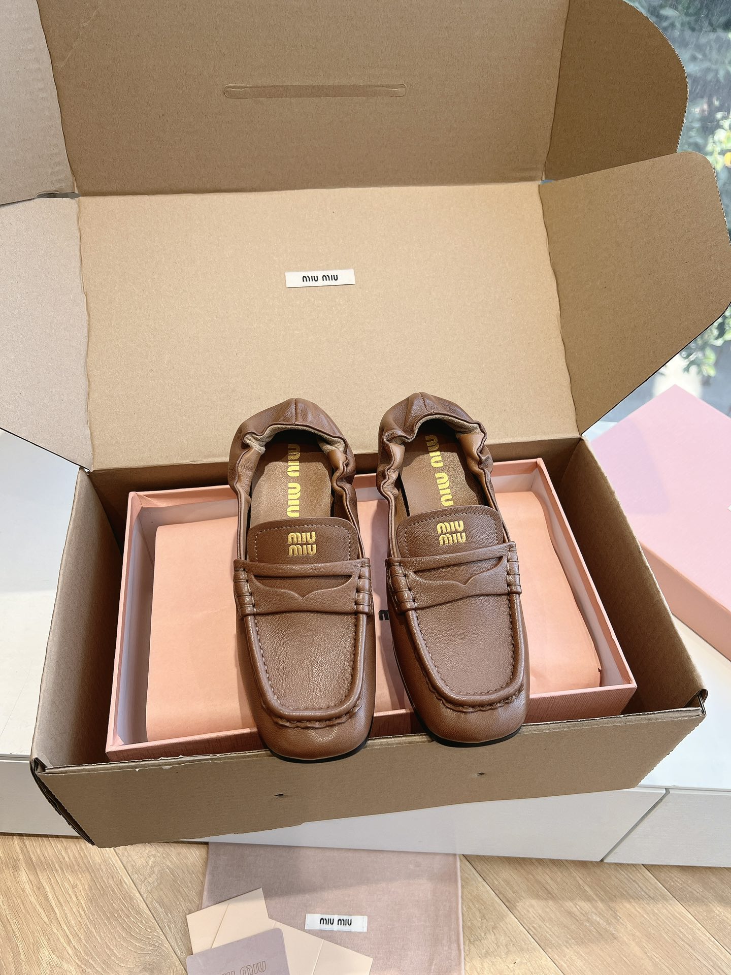 MIUMIU 미우미우 통굽 로퍼 구두 신발