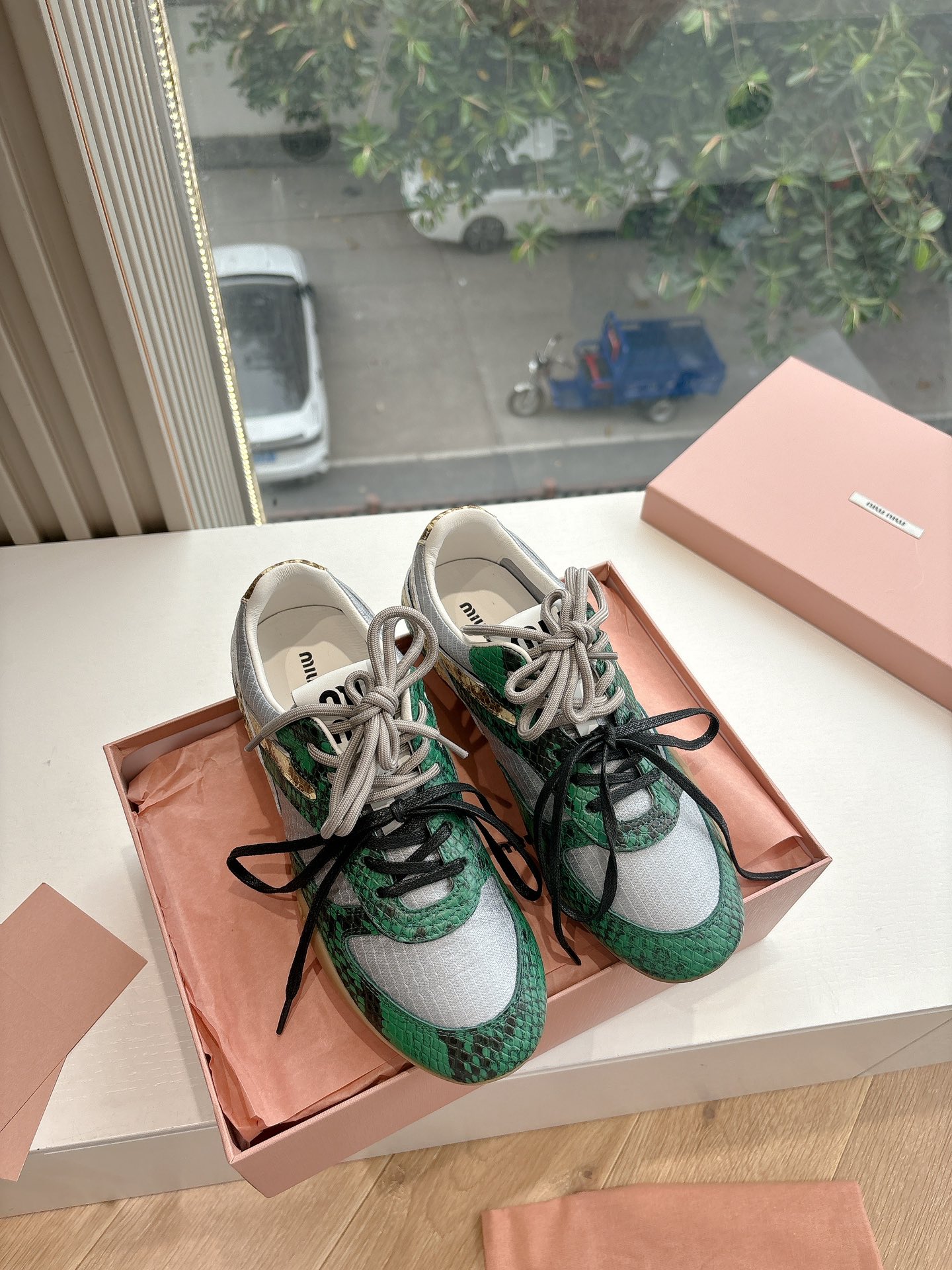 MIUMIU 미우미우 스니커즈 신발