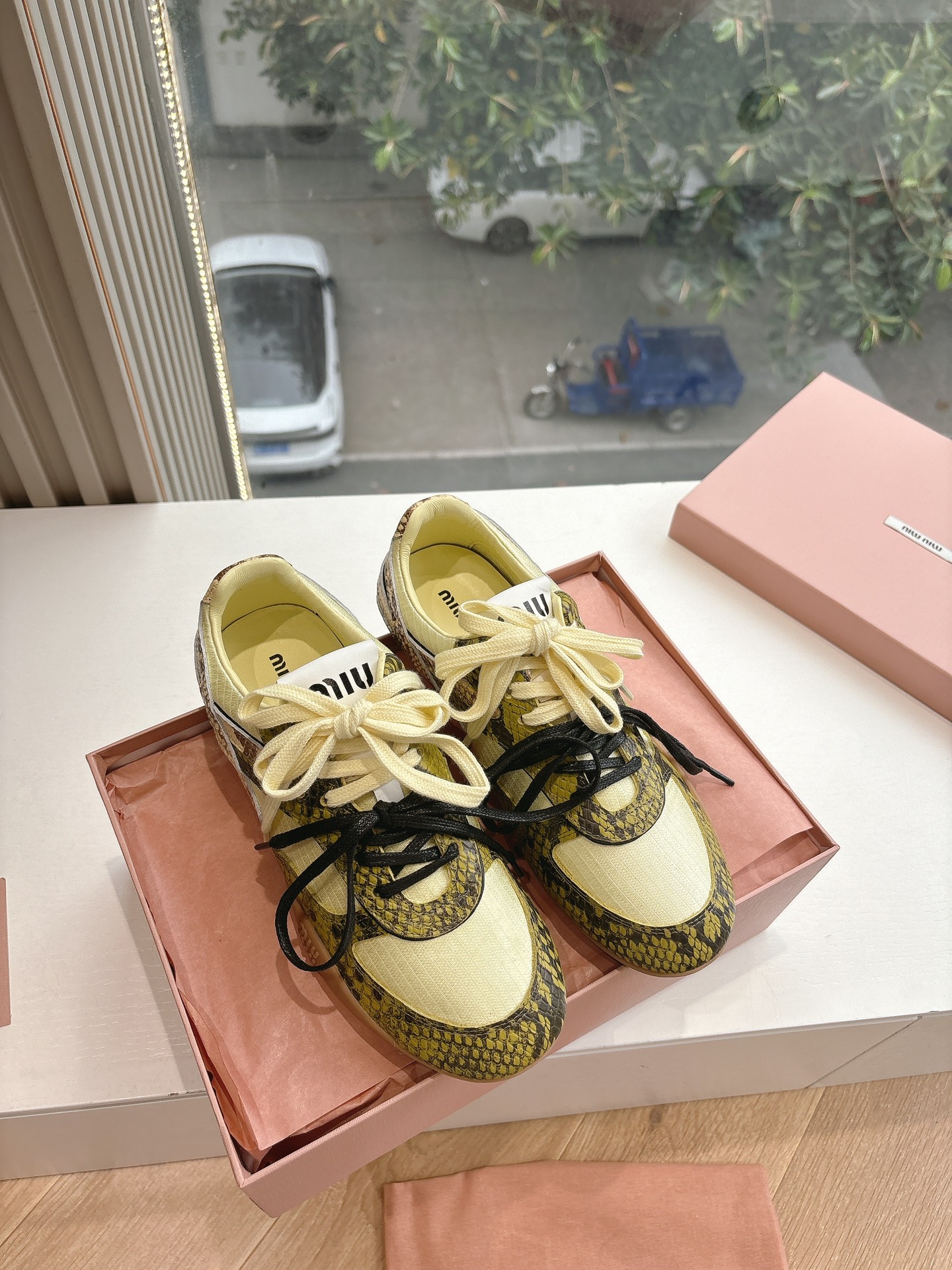 MIUMIU 미우미우 스니커즈 신발