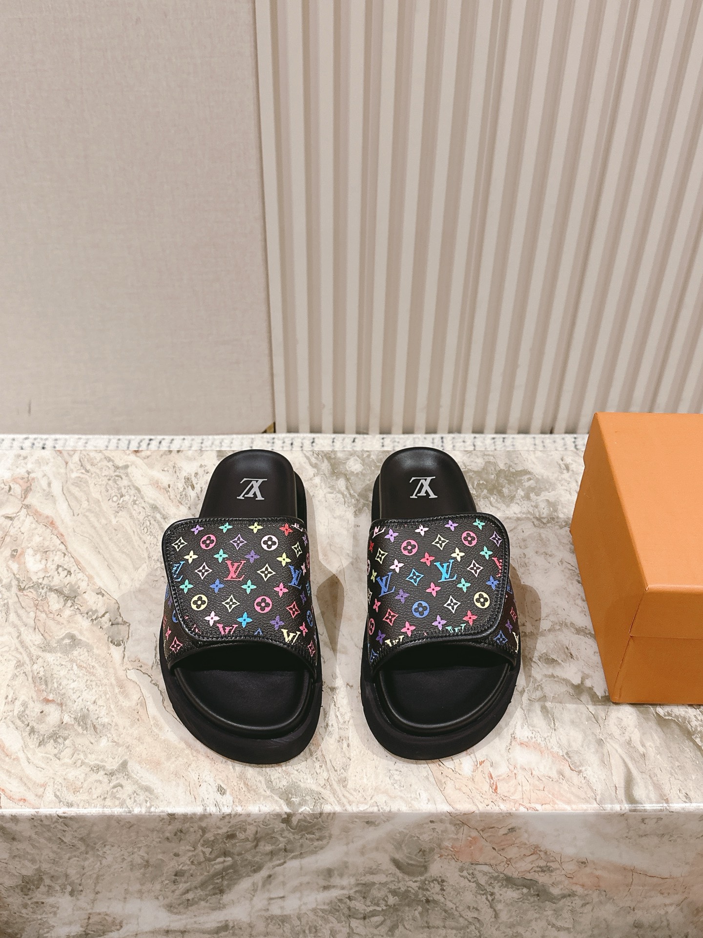 LV 루이비통 샌들 슬리퍼 신발