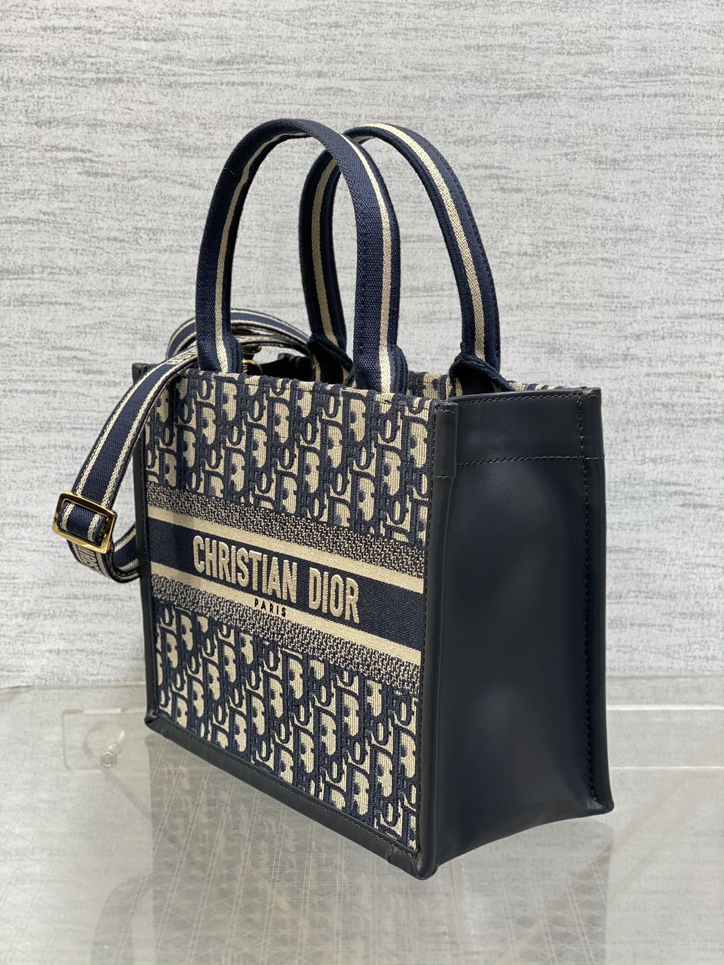 Dior CD Book Tote 디올 북토트 스몰 토트백 가방