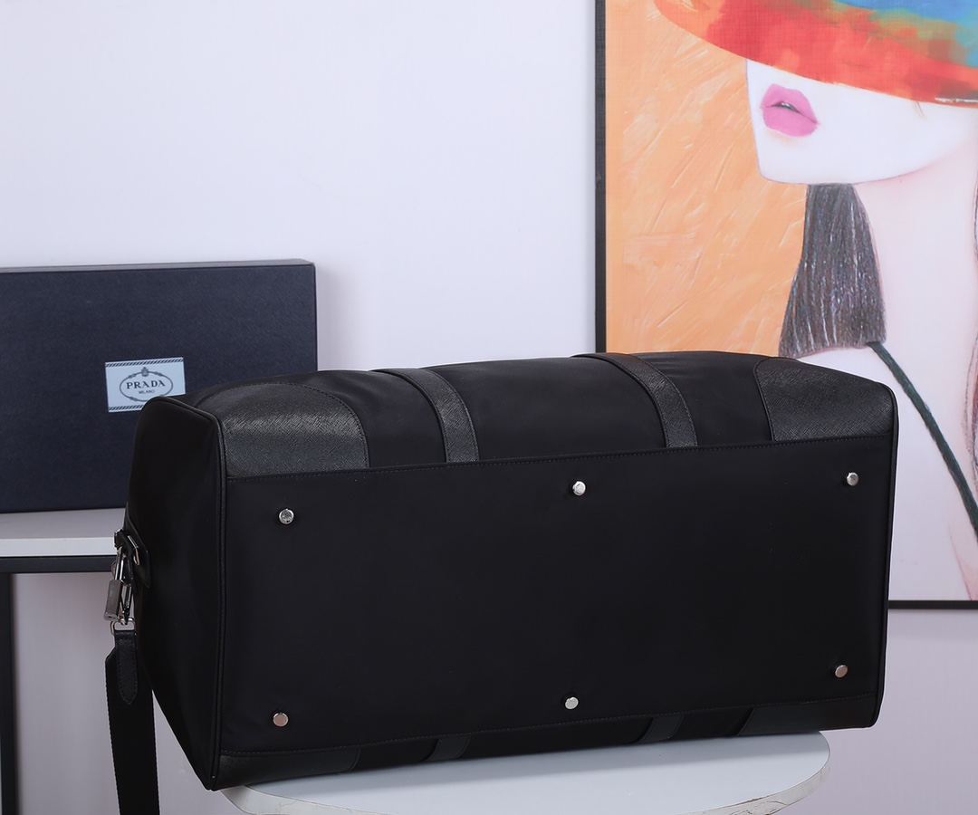 PRADA 프라다 여행가방