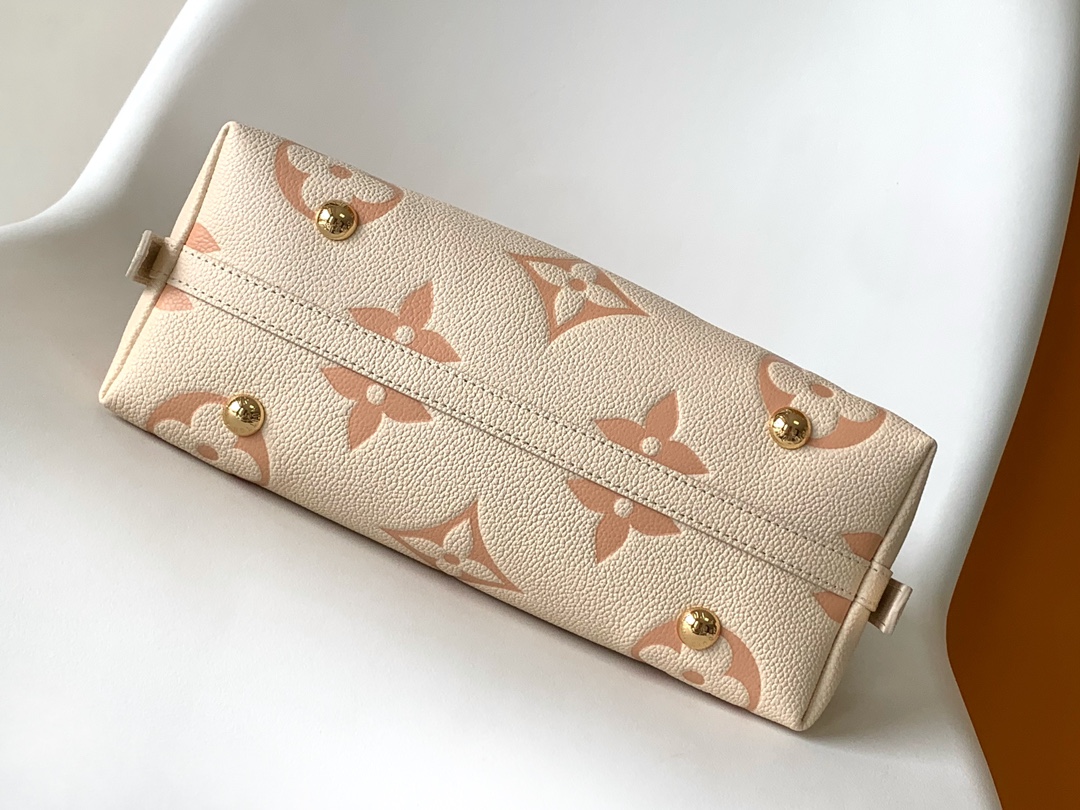 LV 루이비통 캐리올 숄더백 PM 가방