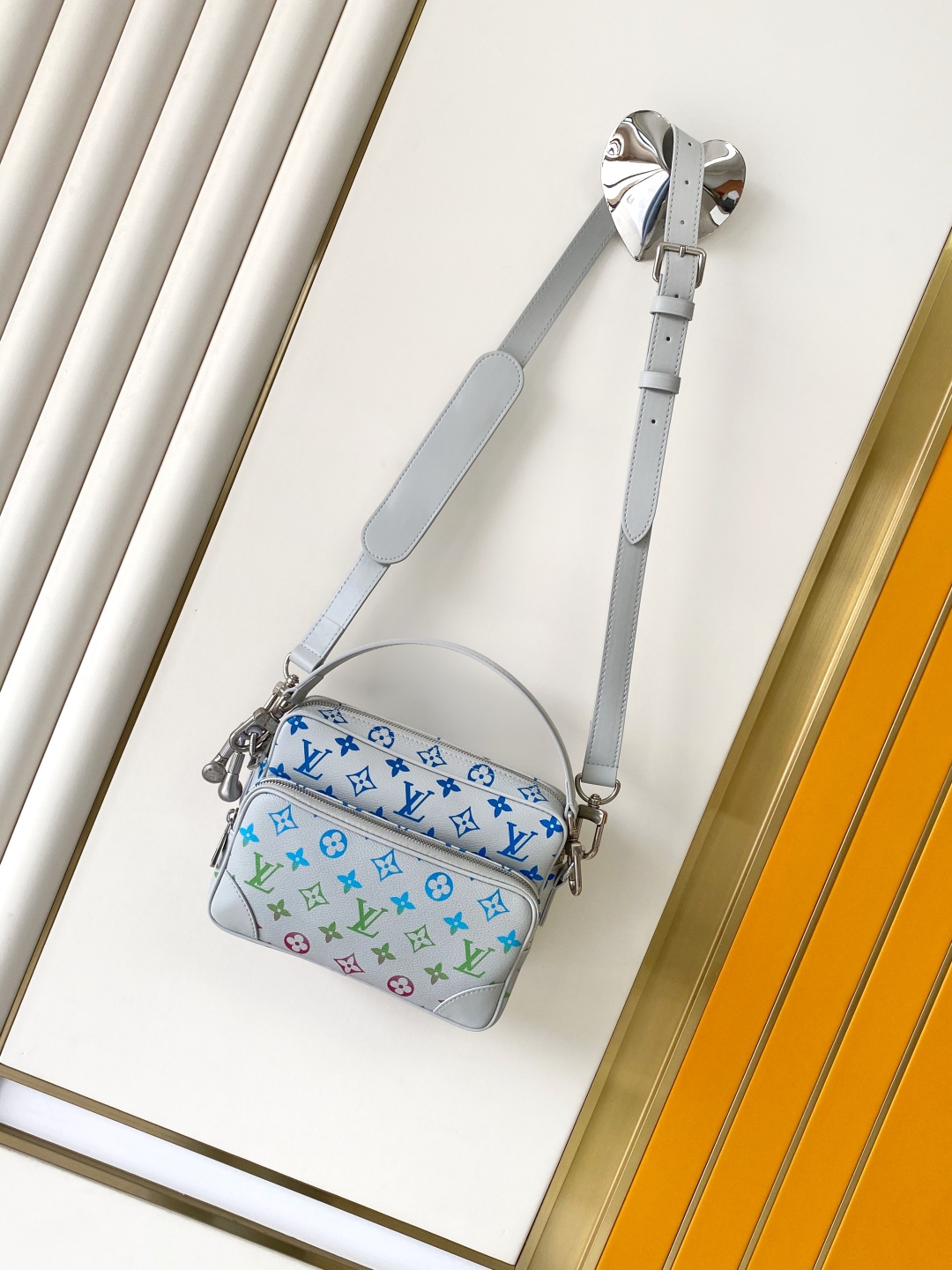 LV 루이비통 클러치백 크로스백