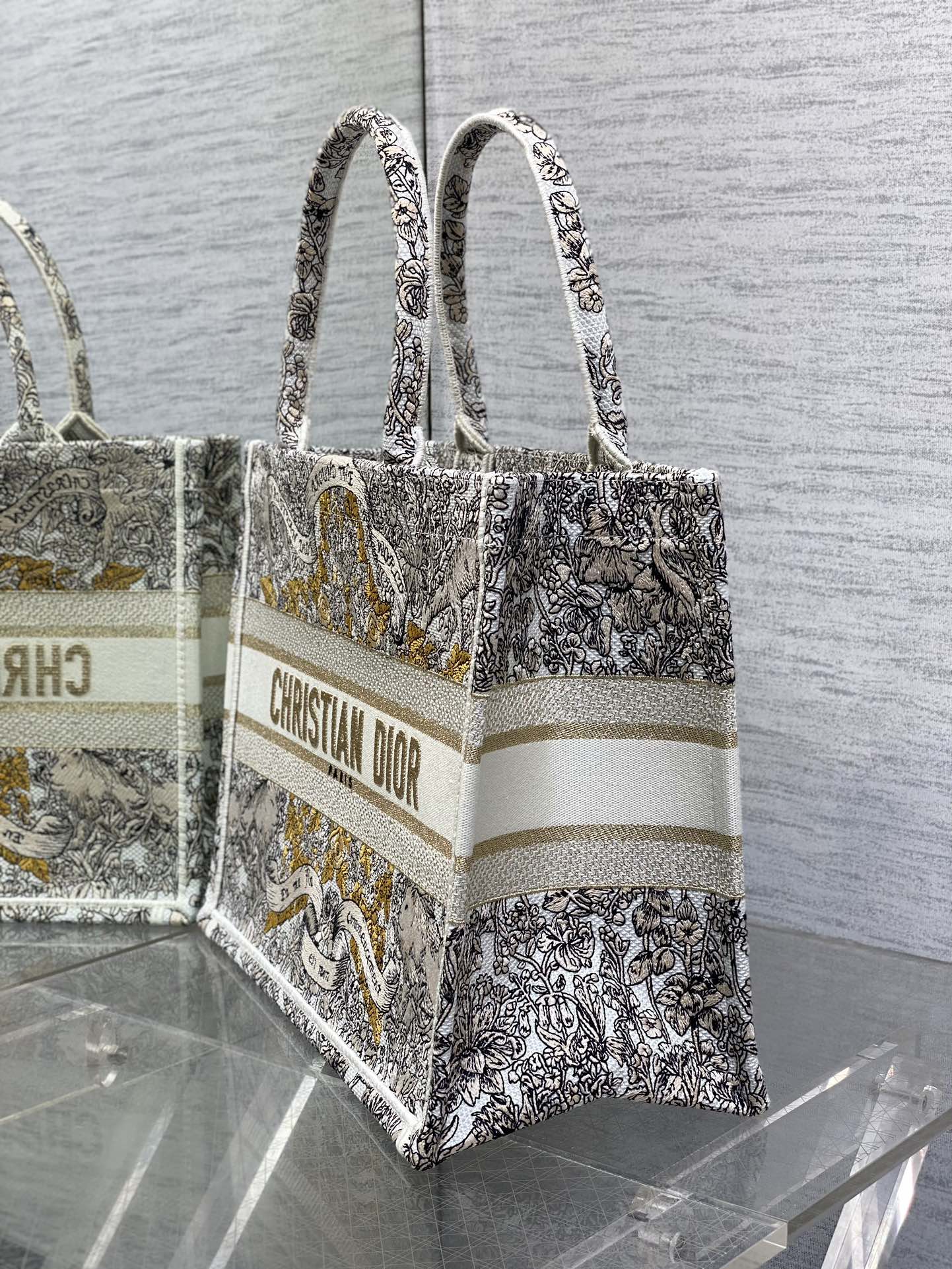 Dior CD Book Tote 디올 북토트 토트백 미디움 가방